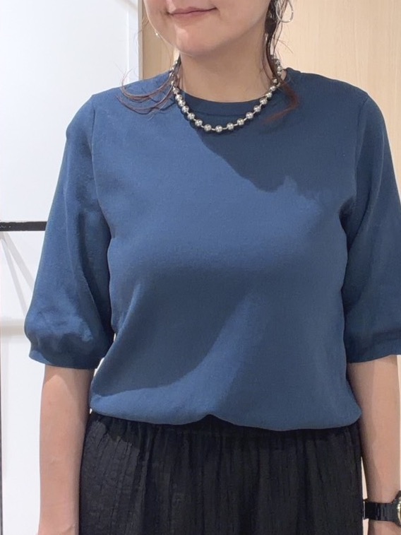 funafunaさんの「SHOO･LA･RUE｜【ガンガン洗える/UV/毛玉になりにくい】二の腕見せない 5分袖ニット」を使ったコーディネート