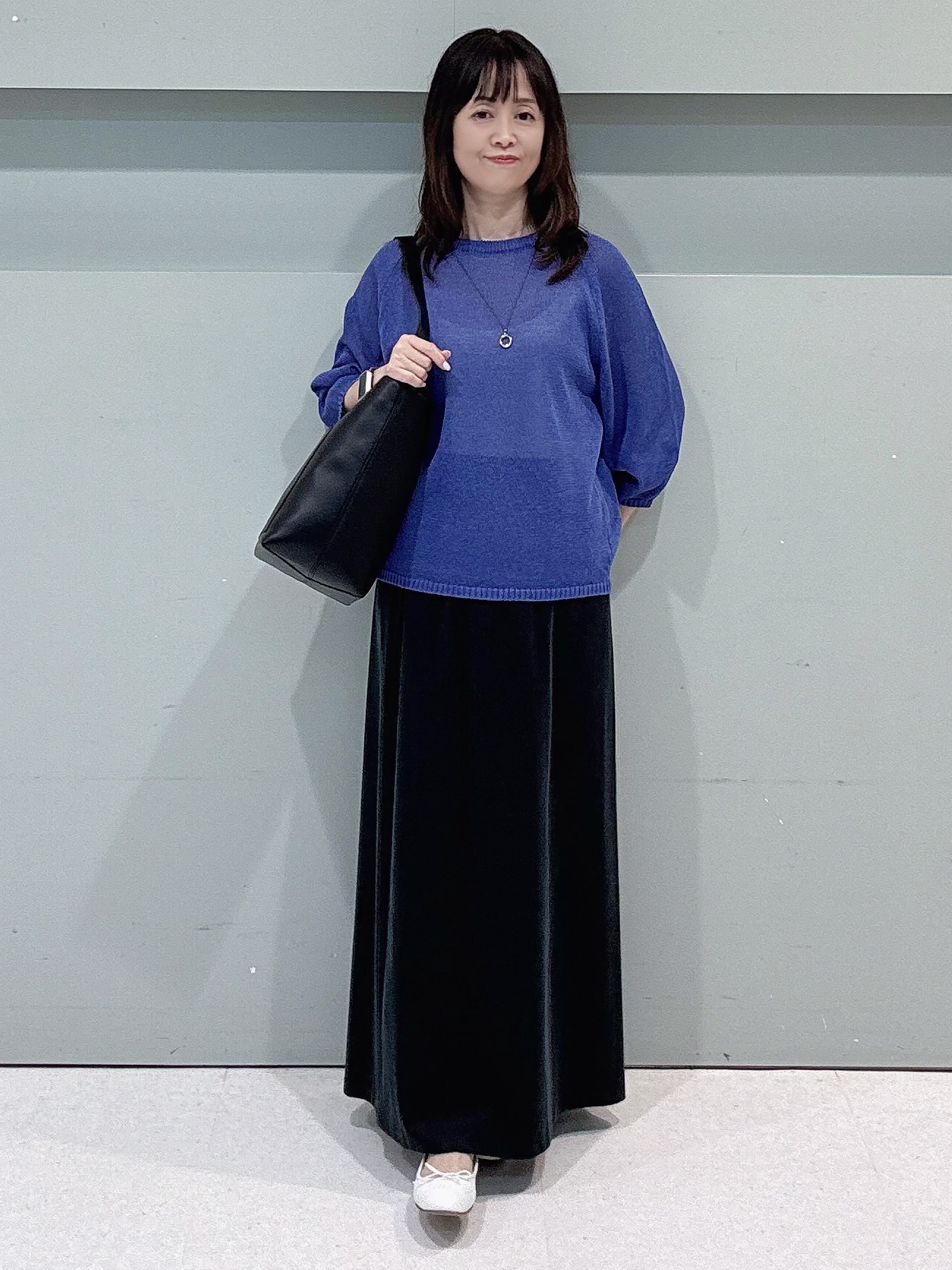 makiさんの「UNTITLED｜【洗える/ゆったり】クルーネックドライニット」を使ったコーディネート