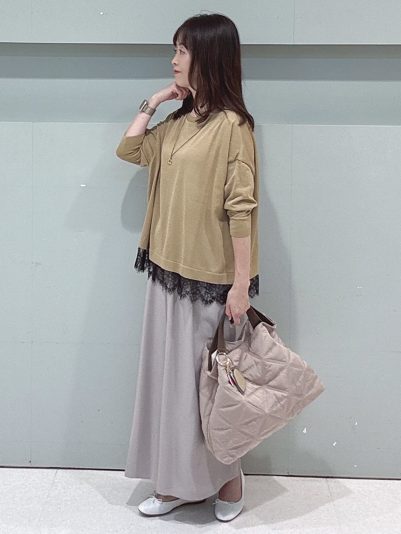makiさんの「UNTITLED｜レースドッキングニットプルオーバー」を使ったコーディネート
