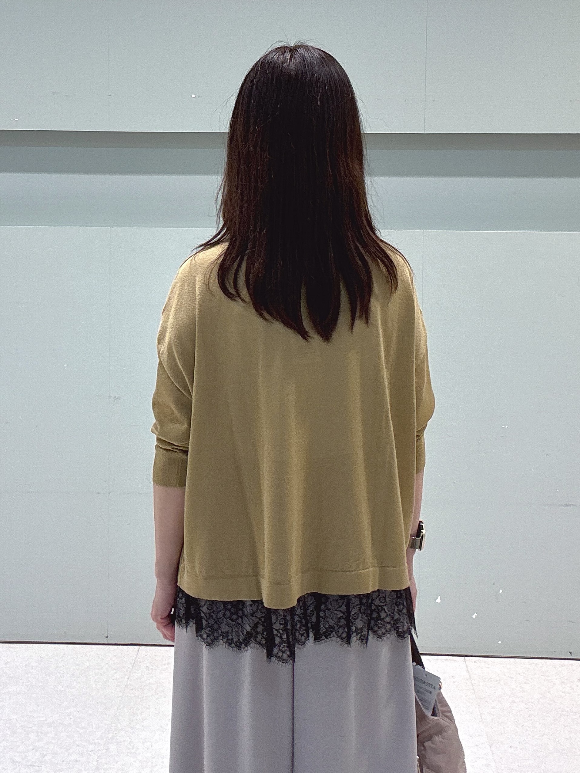 makiさんの「UNTITLED｜レースドッキングニットプルオーバー」を使ったコーディネート