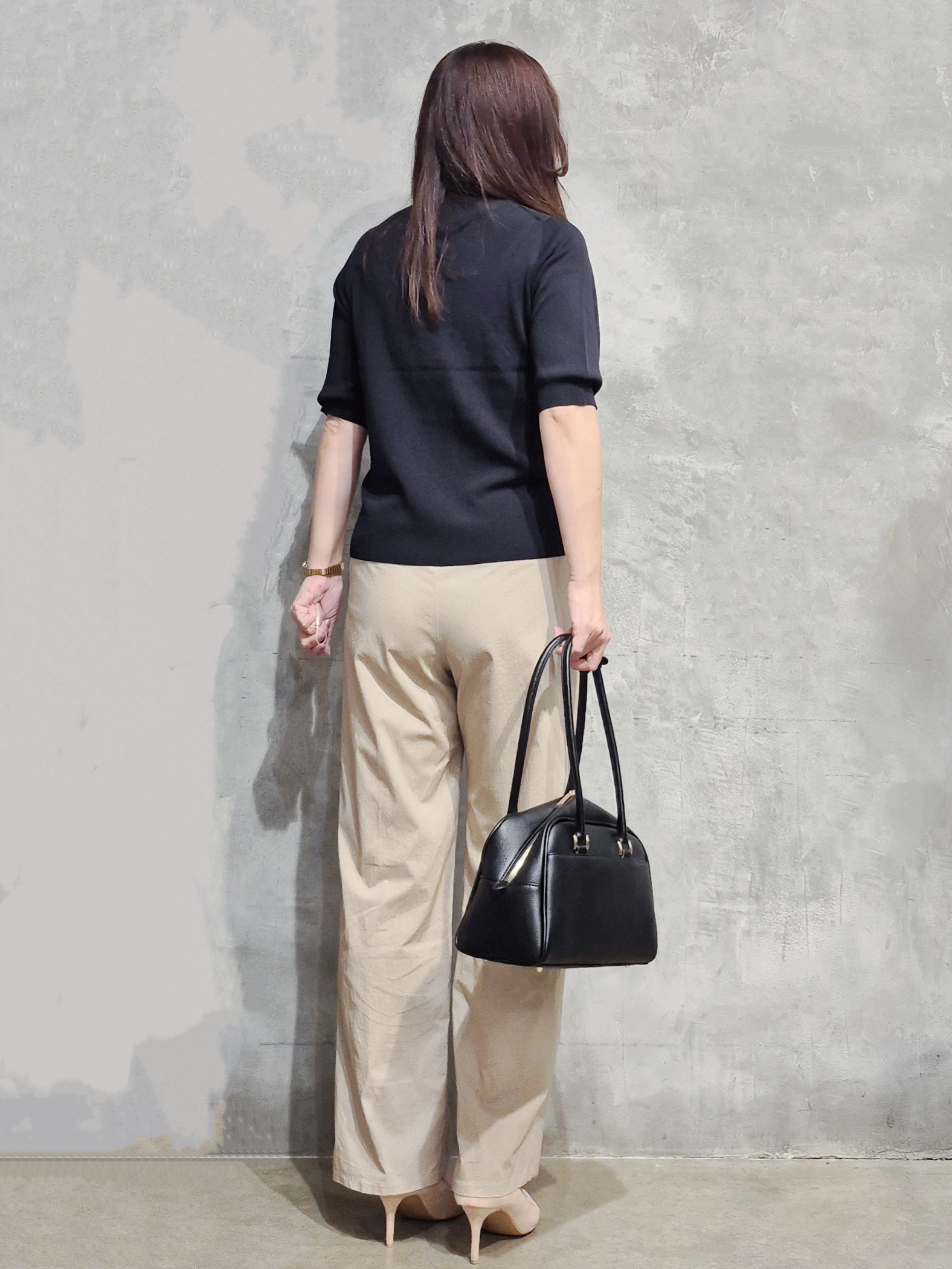 ひさえさんの「THE SHOP TK｜【秋始めにちょうどいい/毛玉防止】すっきりVネック秋色6分袖ニット」を使ったコーディネート