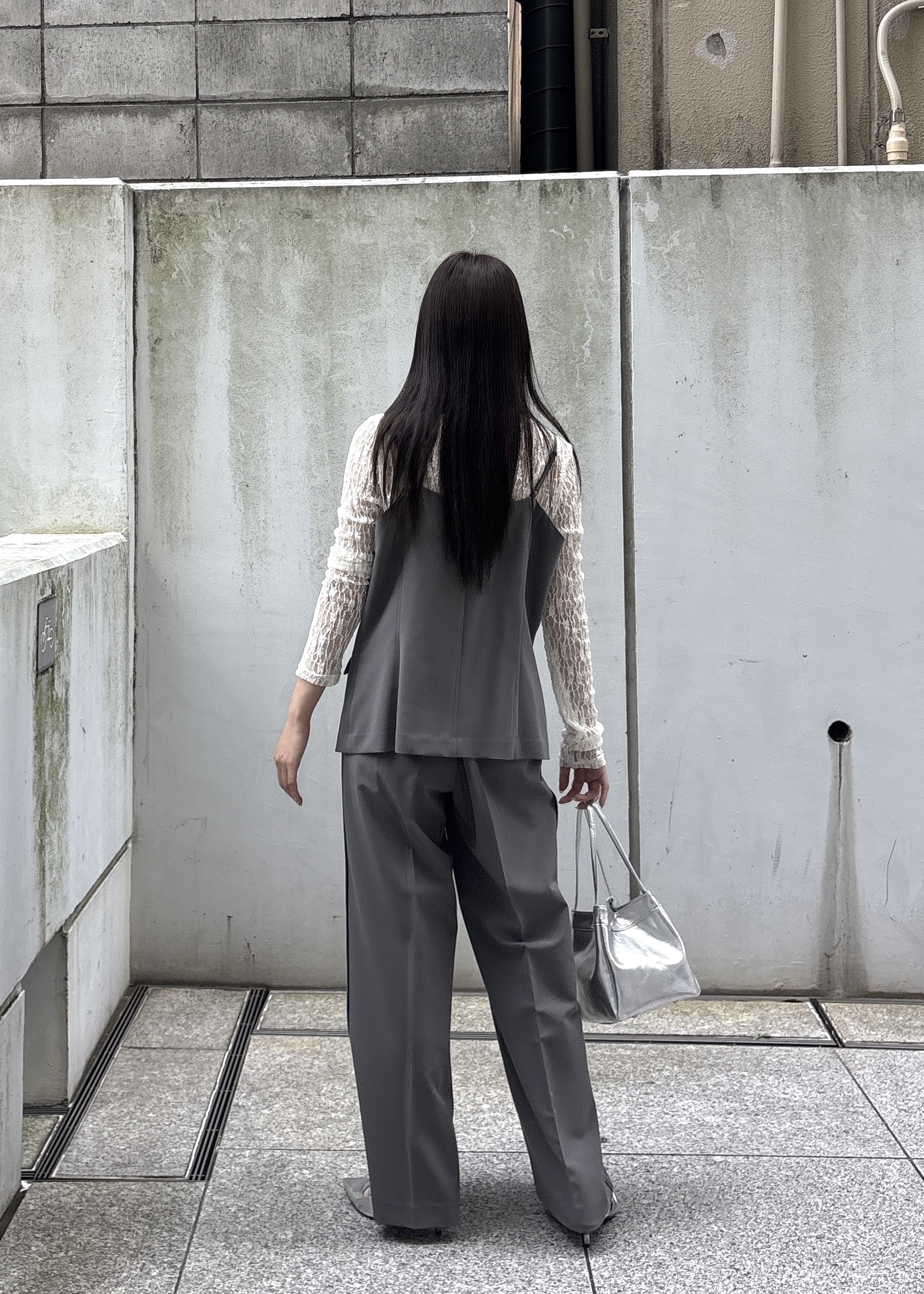 Renoさんの「INDIVI｜Comfy Set Up｜キャミジレ【セットアップ対応／通勤／カセット服】」を使ったコーディネート