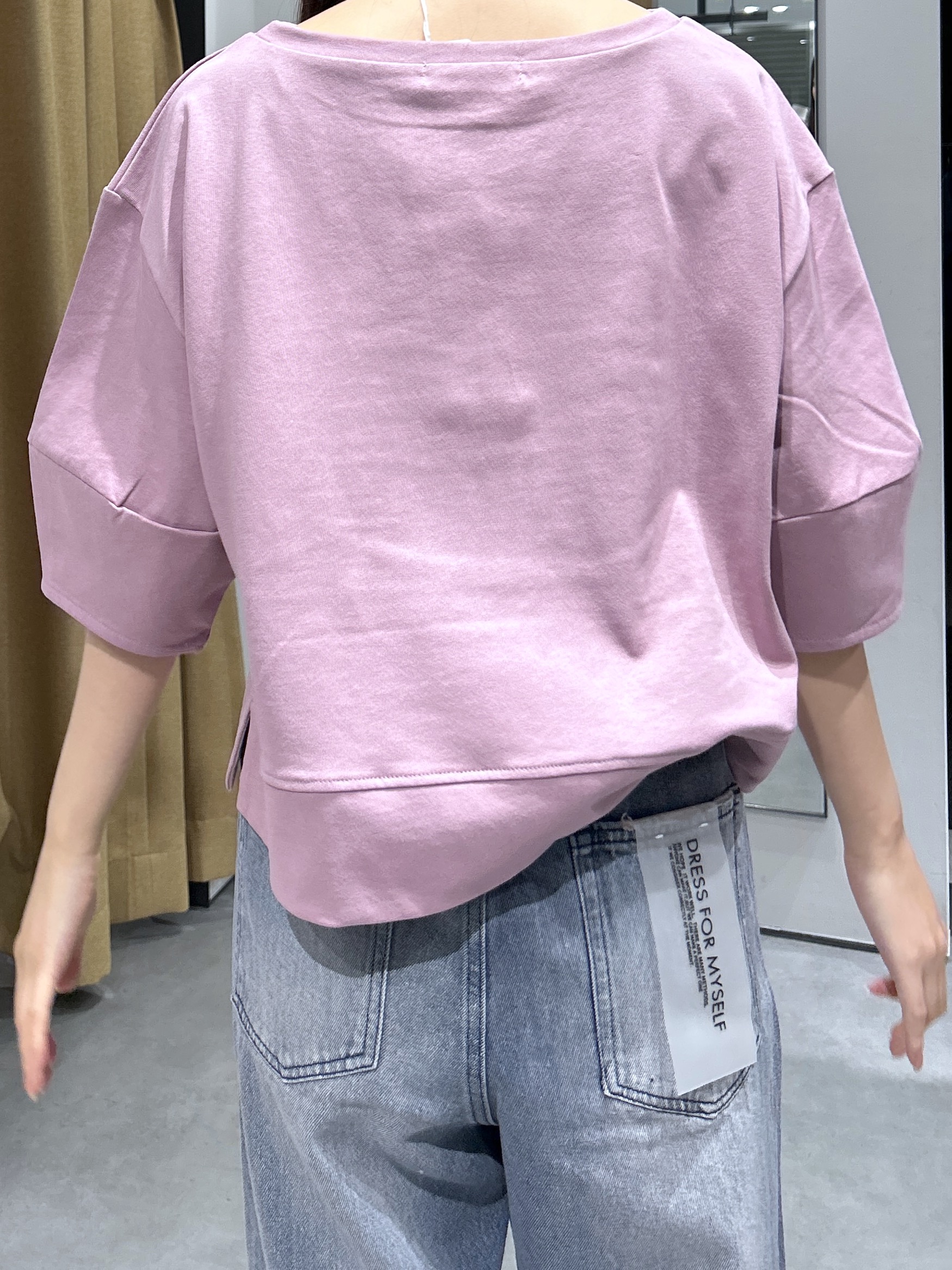 Renoさんの「INDIVI｜ハーフスリーブフォルムカットソー【接触冷感／新色追加】」を使ったコーディネート