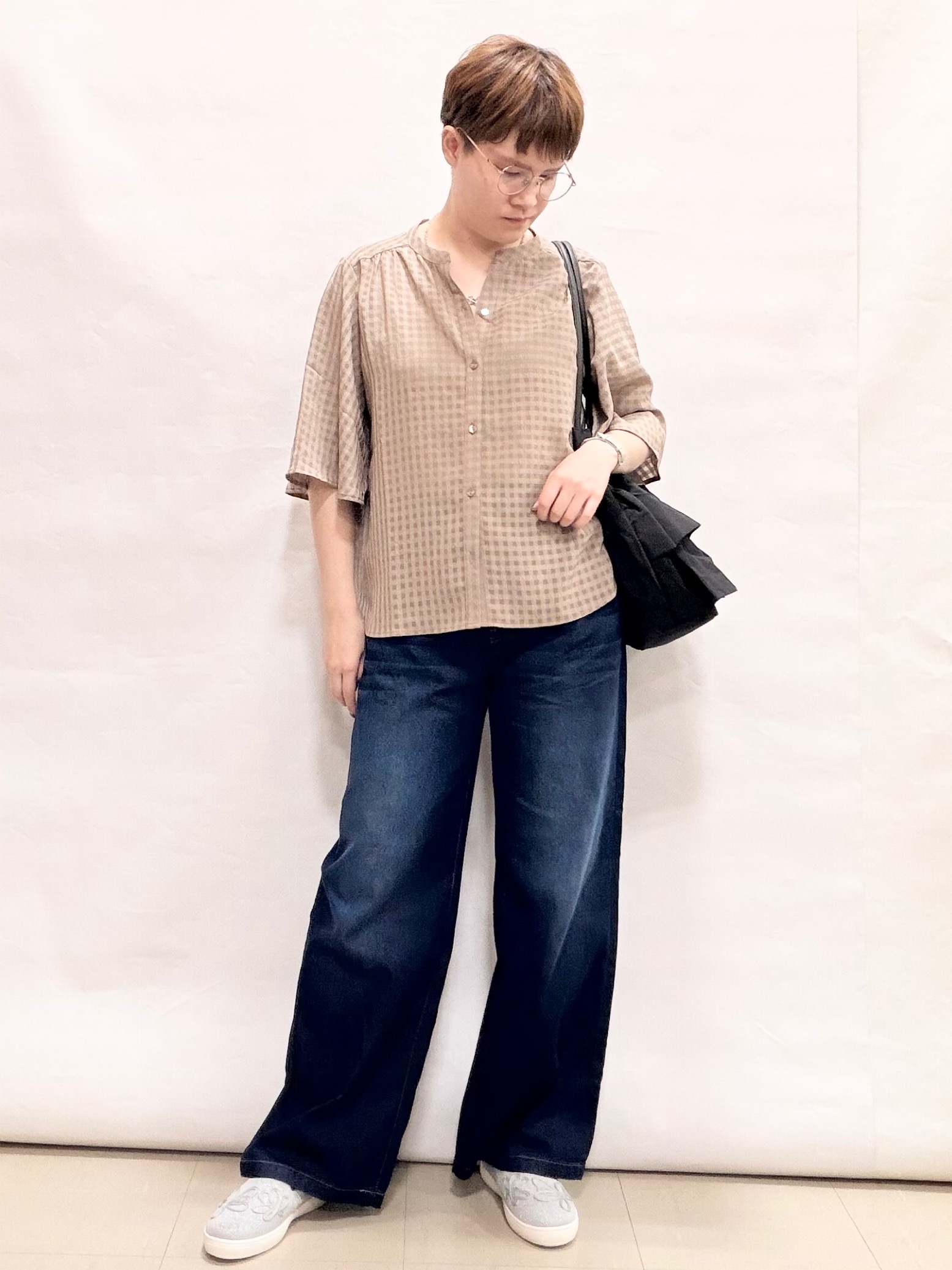 なっちゃんさんの「SHOO･LA･RUE｜【洗濯機可/S-LL】二の腕隠せる 5分袖ギンガムシアーブラウス」を使ったコーディネート