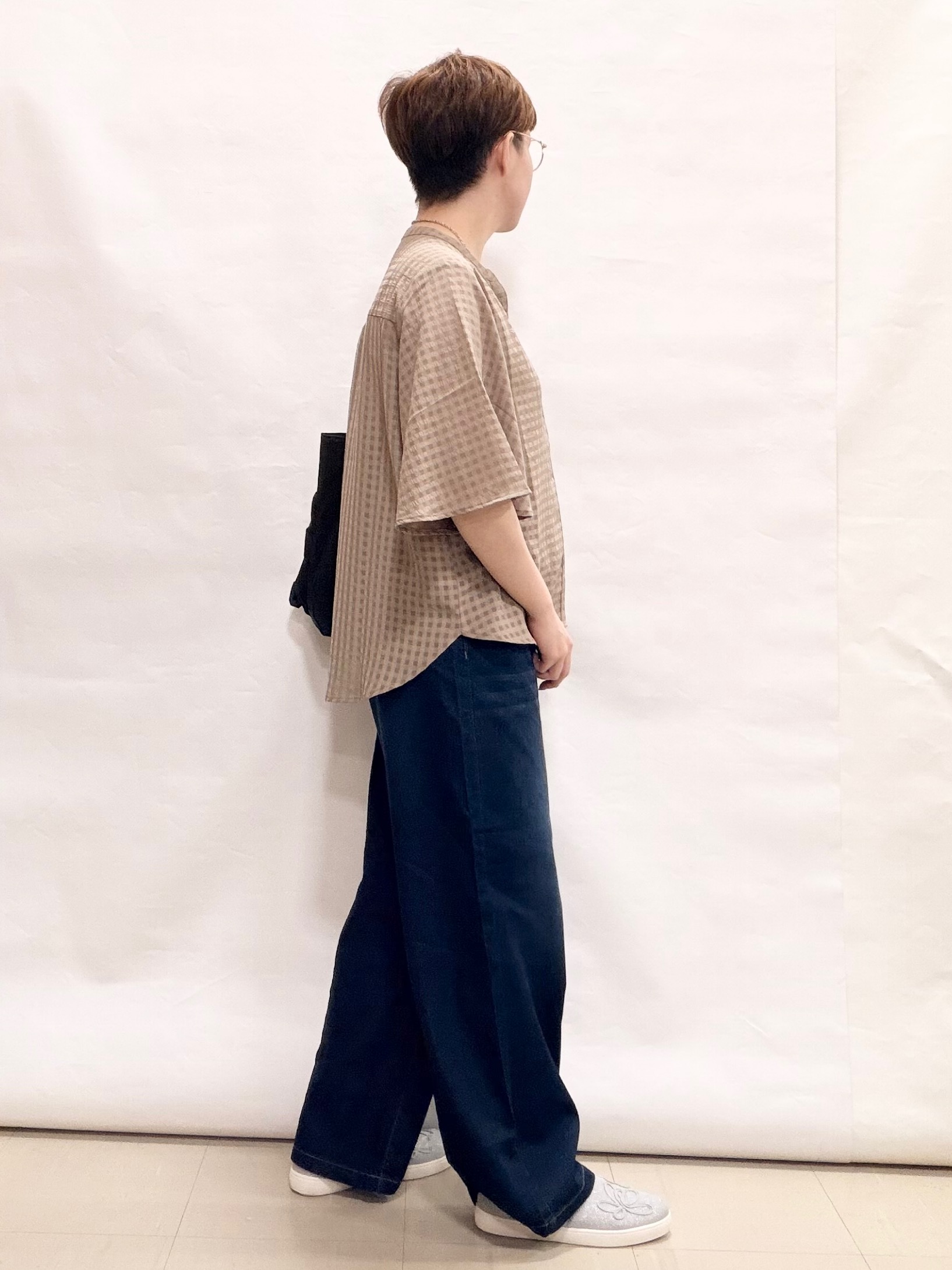 なっちゃんさんの「SHOO･LA･RUE｜【洗濯機可/S-LL】二の腕隠せる 5分袖ギンガムシアーブラウス」を使ったコーディネート