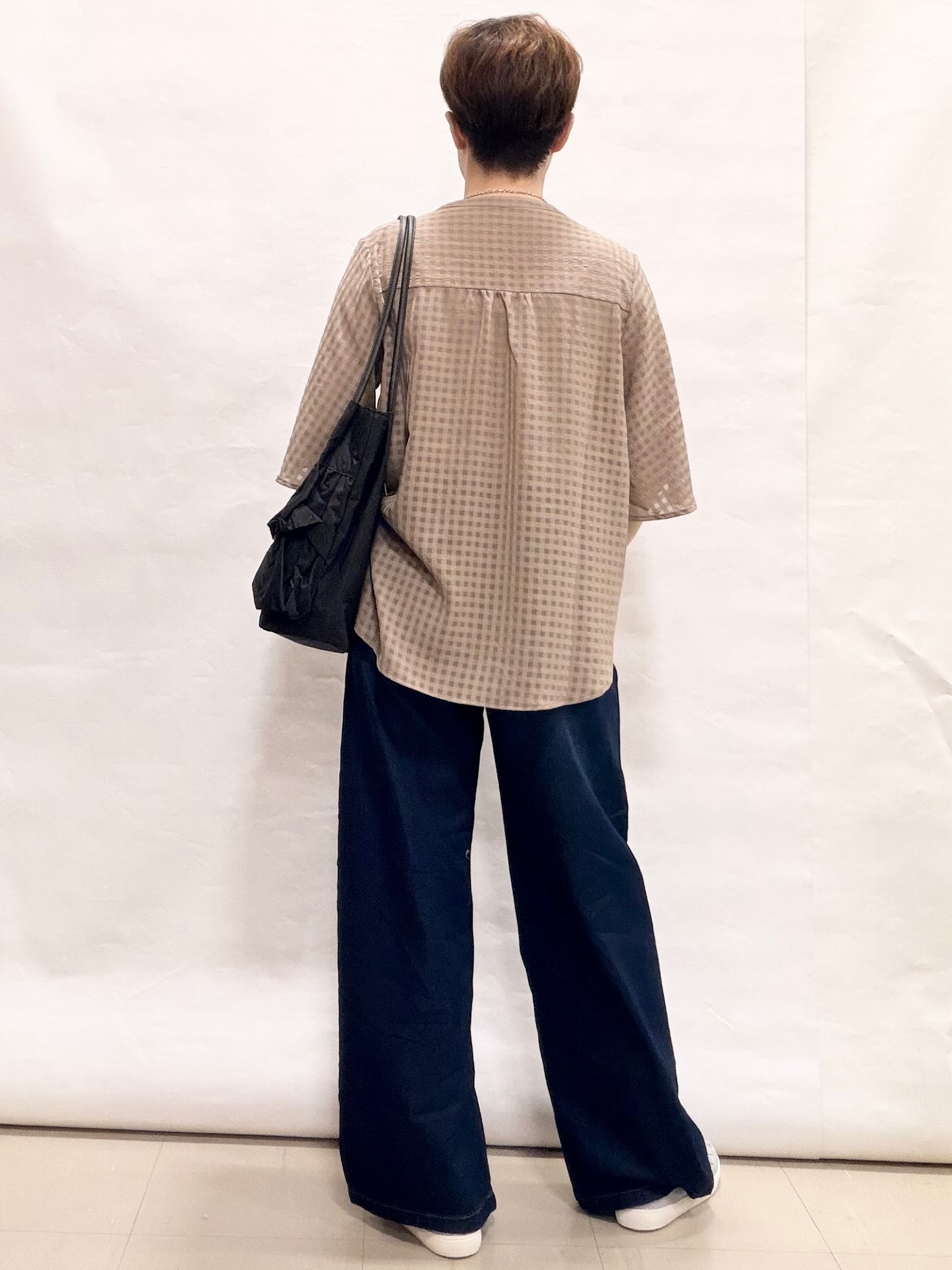 なっちゃんさんの「SHOO･LA･RUE｜【洗濯機可/S-LL】二の腕隠せる 5分袖ギンガムシアーブラウス」を使ったコーディネート