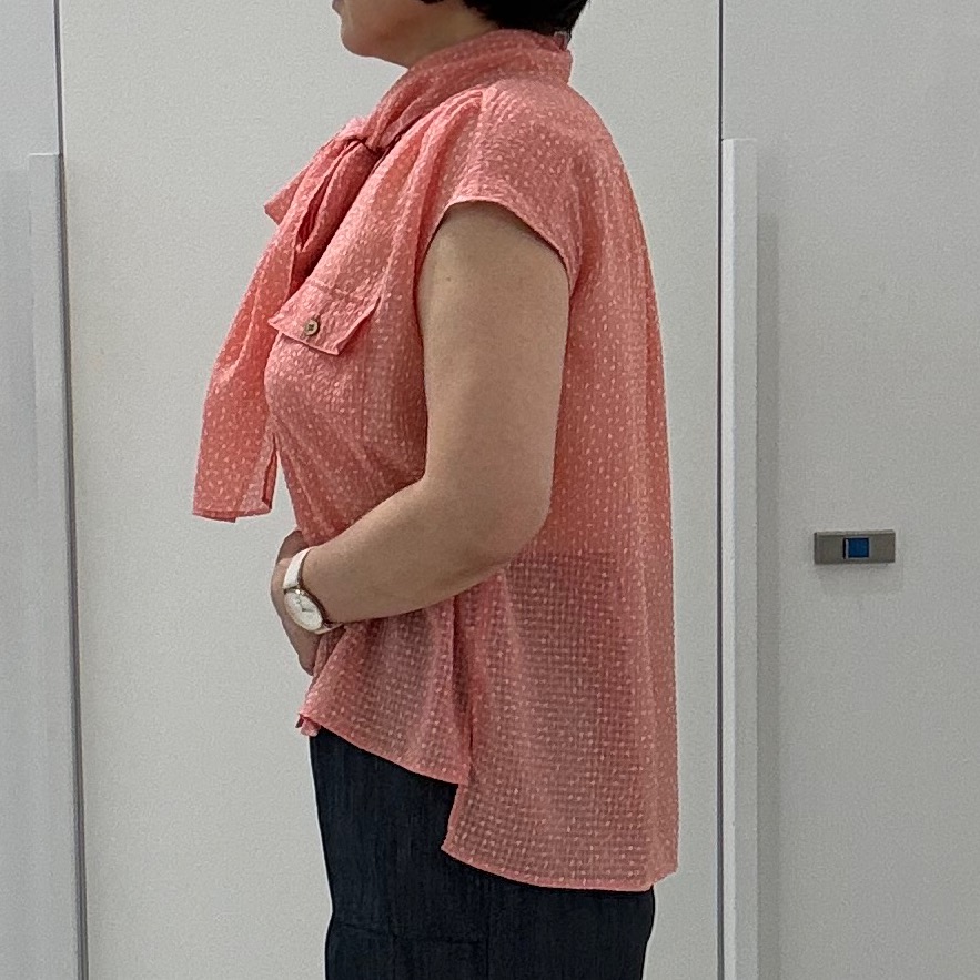 hIさんの「COUP DE CHANCE｜【手洗い可】シアーボウタイブラウス」を使ったコーディネート