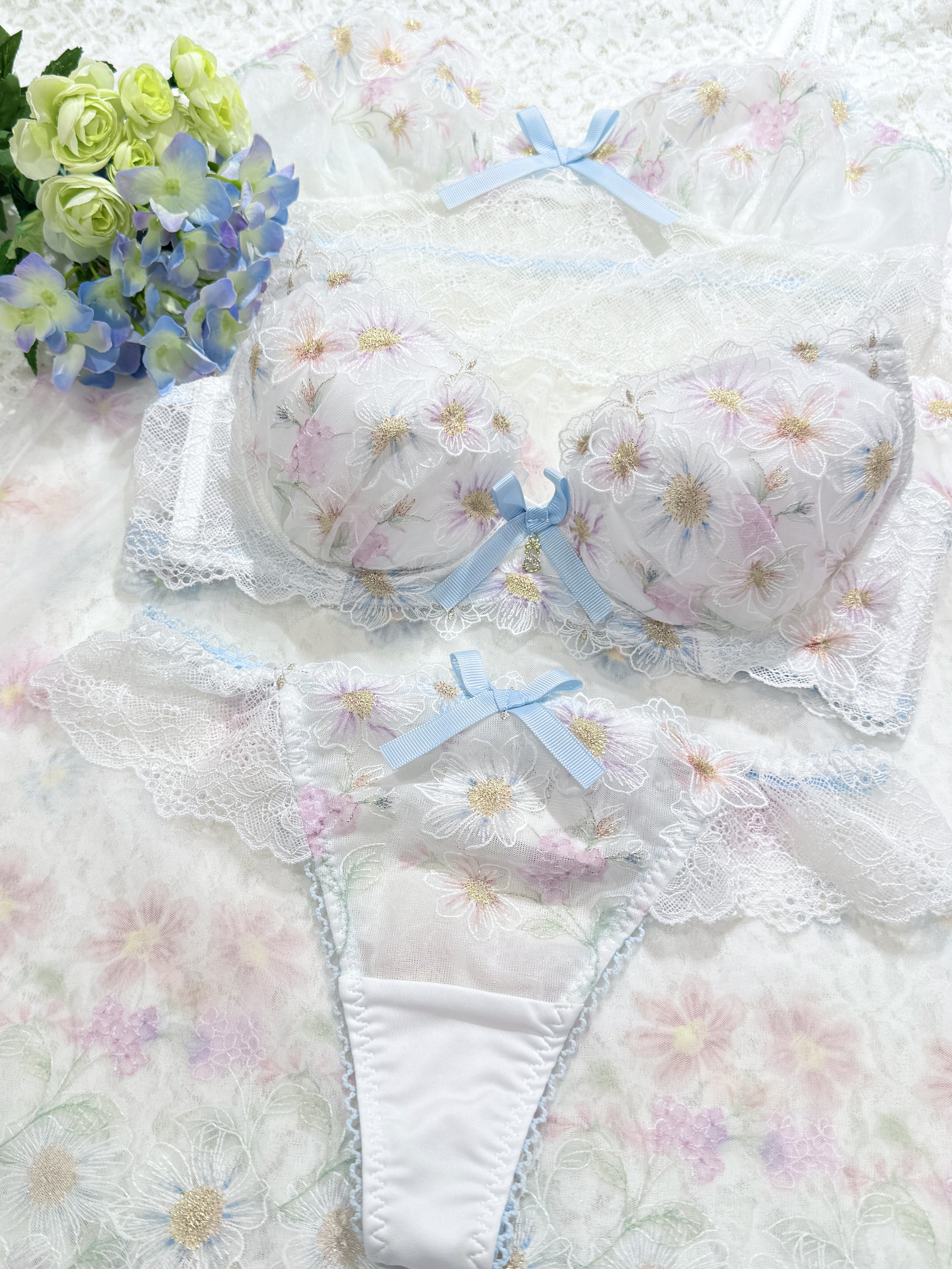 asaさんの「Risa Magli｜ソーラ ブラジャー (B-C) ＜Side Shape（サイドシェイプ）＞」を使ったコーディネート