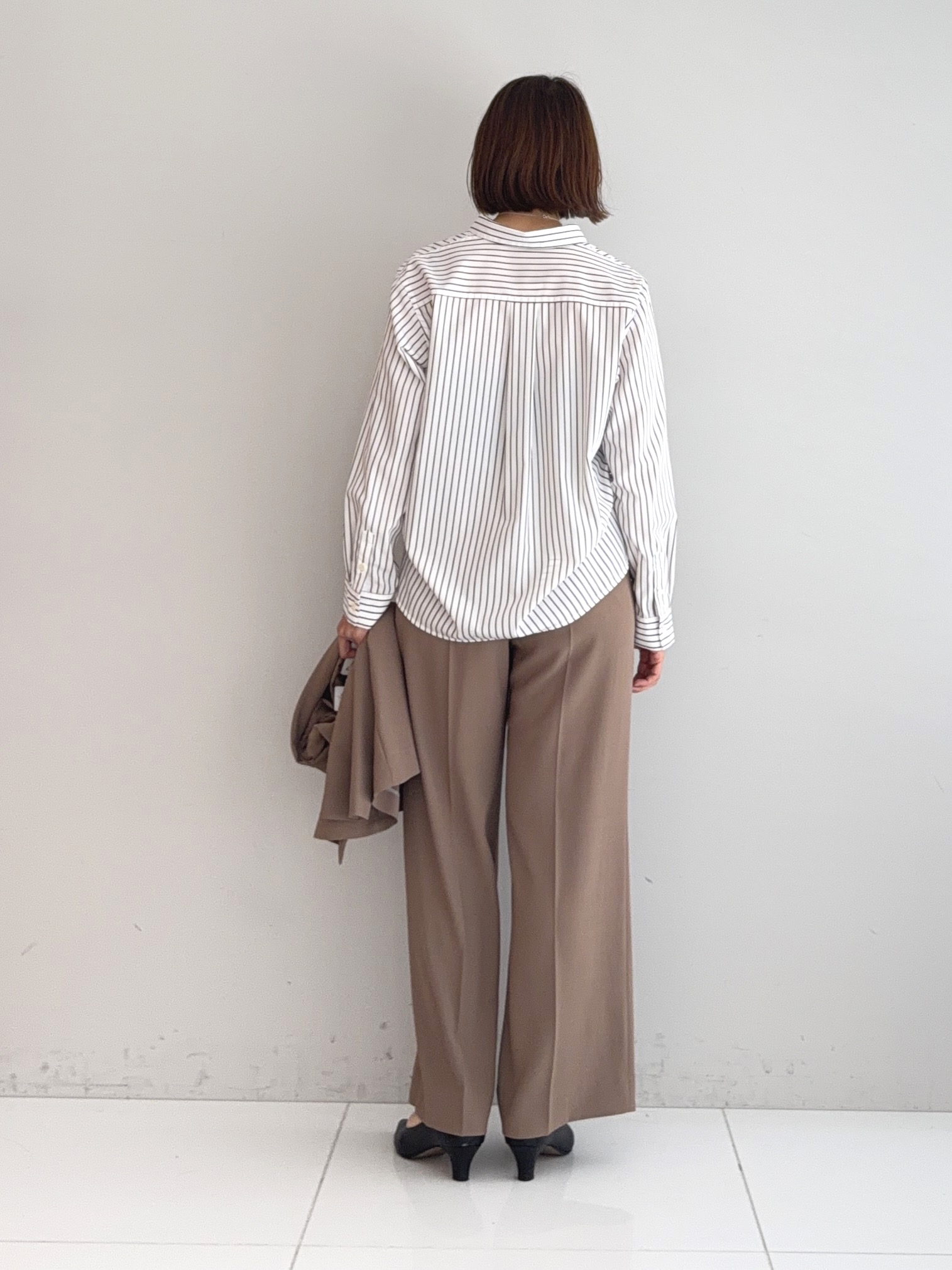 murayamaさんの「INDIVI｜【初秋/UVケア/着る日傘】ダブルジャケット」を使ったコーディネート