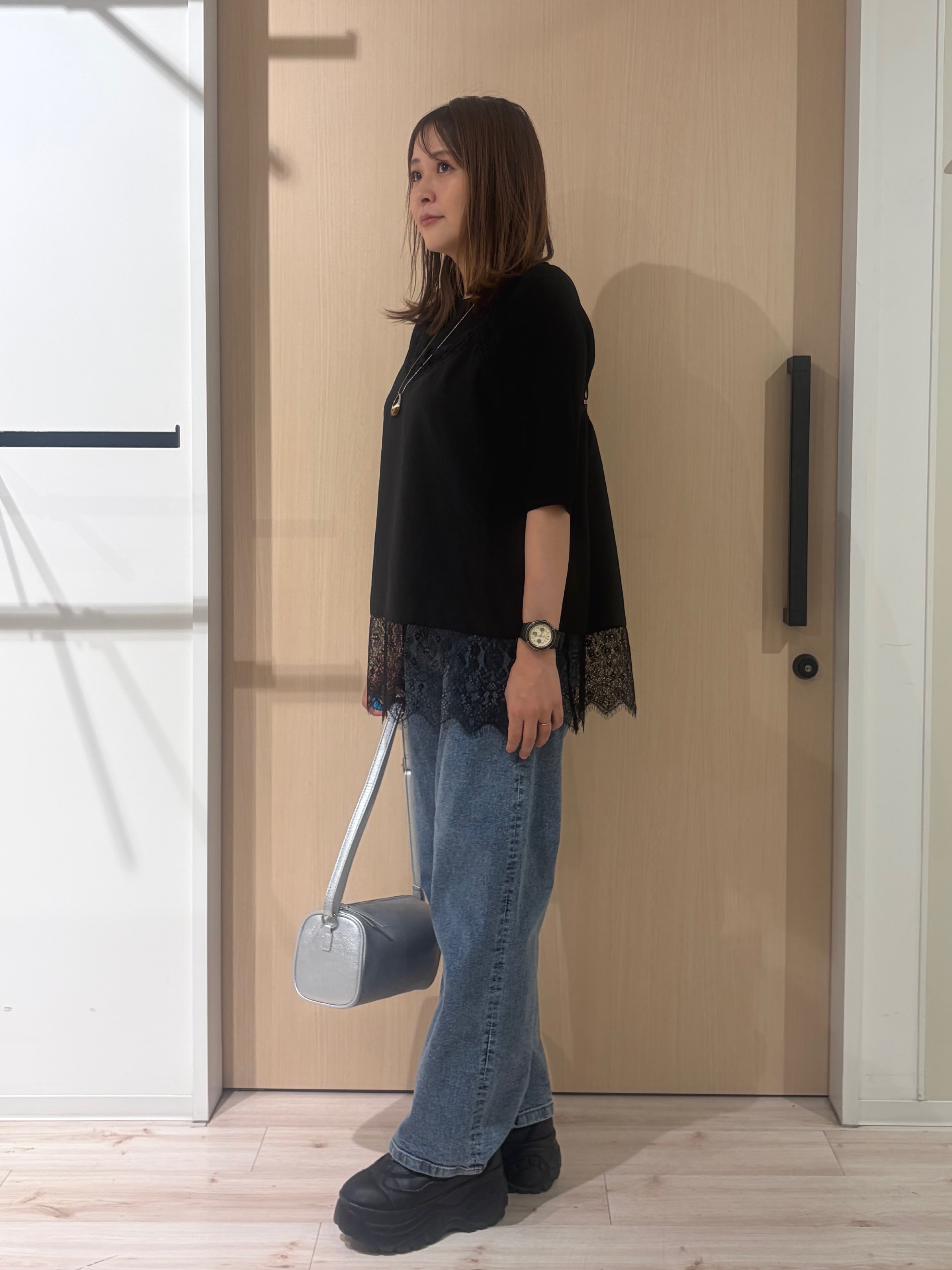 funafunaさんの「SHOO･LA･RUE｜【洗濯機可/S-LL】体型カバーしながらこなれ見え レース付きキャミソール」を使ったコーディネート