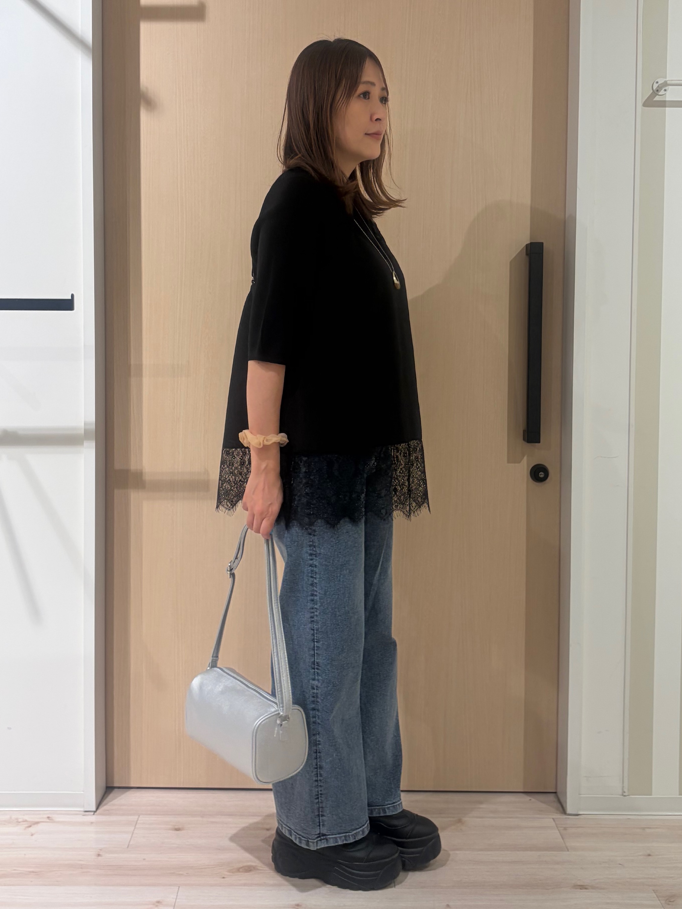 funafunaさんの「SHOO･LA･RUE｜【洗濯機可/S-LL】体型カバーしながらこなれ見え レース付きキャミソール」を使ったコーディネート