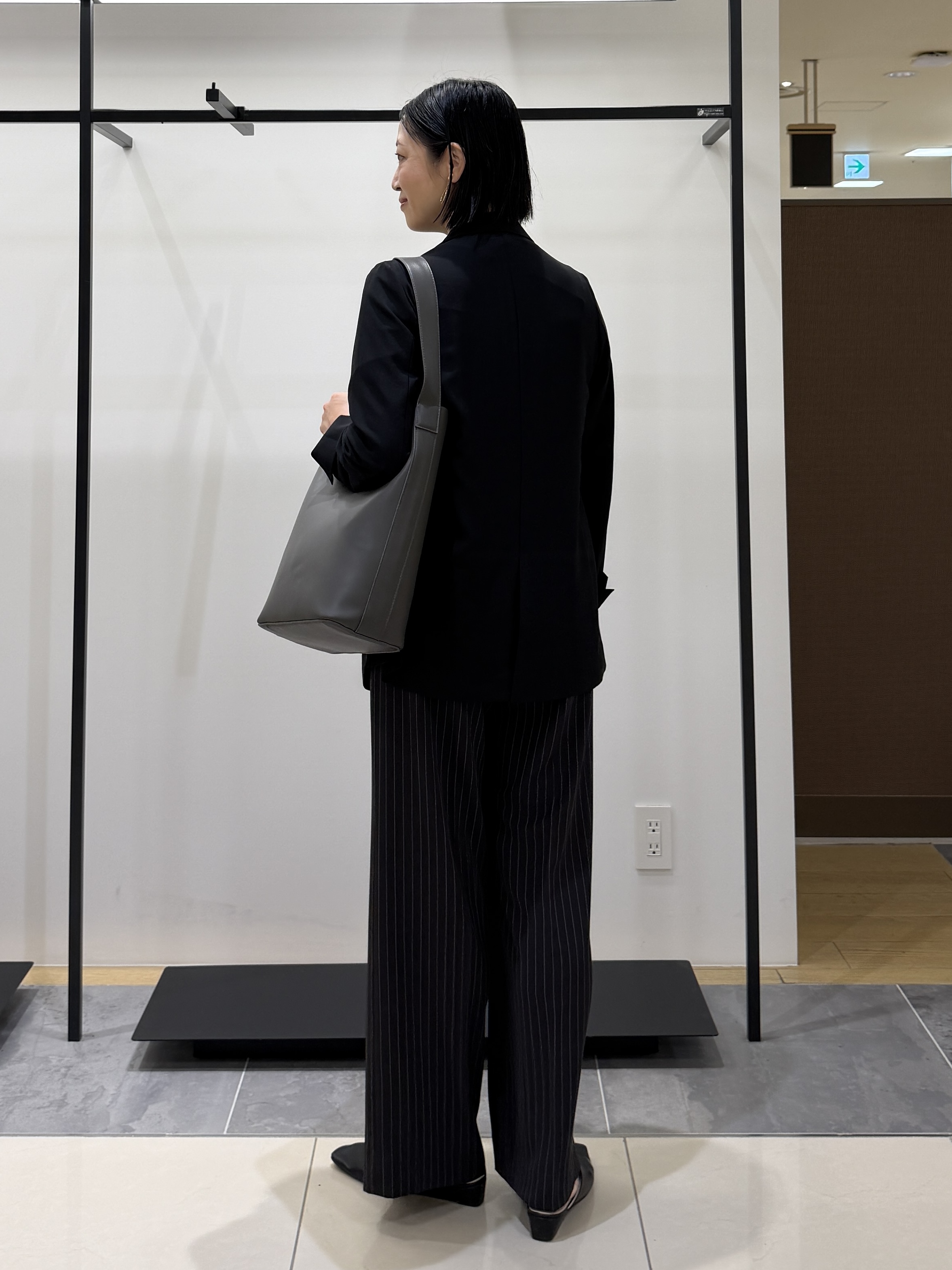 shihoさんの「INDIVI｜【接触冷感/UVケア/着る日傘】ダブルジャケット」を使ったコーディネート