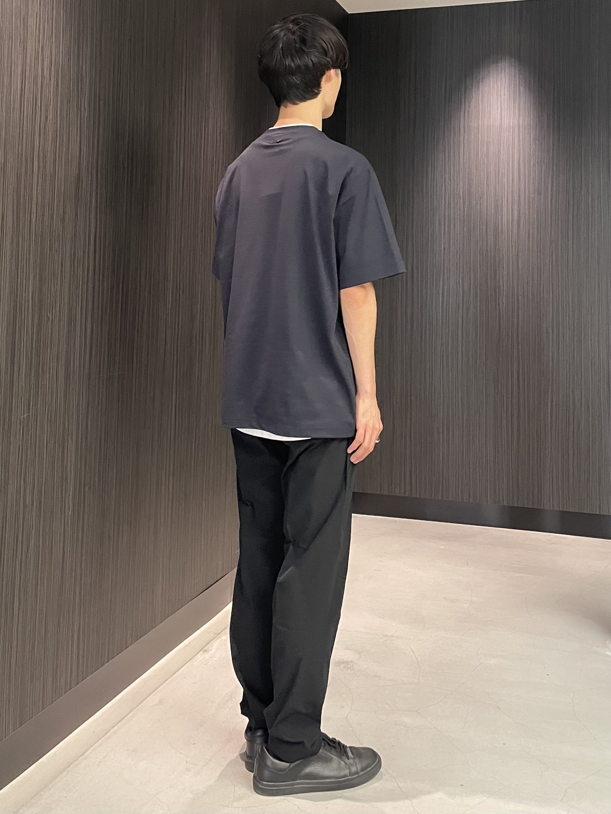 Okdさんの「TAKEO KIKUCHI｜【汗染み軽減/接触冷感】フェイクレイヤード ワンポイント刺繍Ｔシャツ」を使ったコーディネート