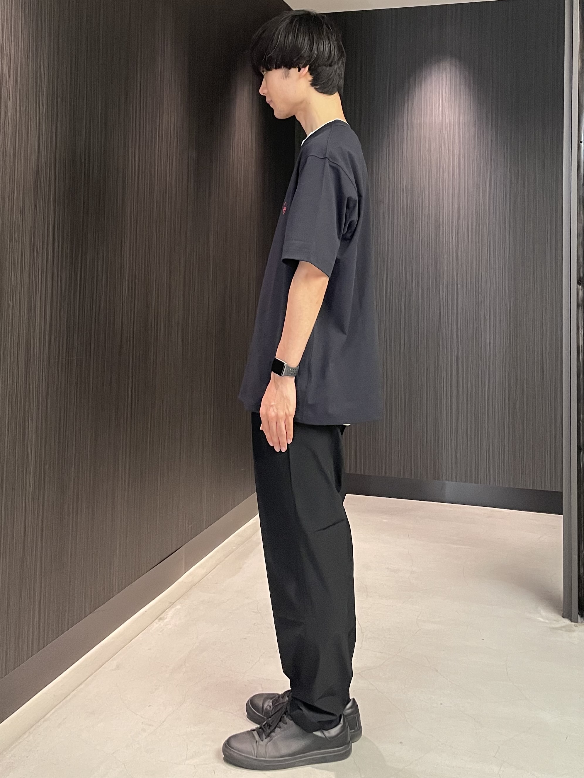 Okdさんの「TAKEO KIKUCHI｜【汗染み軽減/接触冷感】フェイクレイヤード ワンポイント刺繍Ｔシャツ」を使ったコーディネート