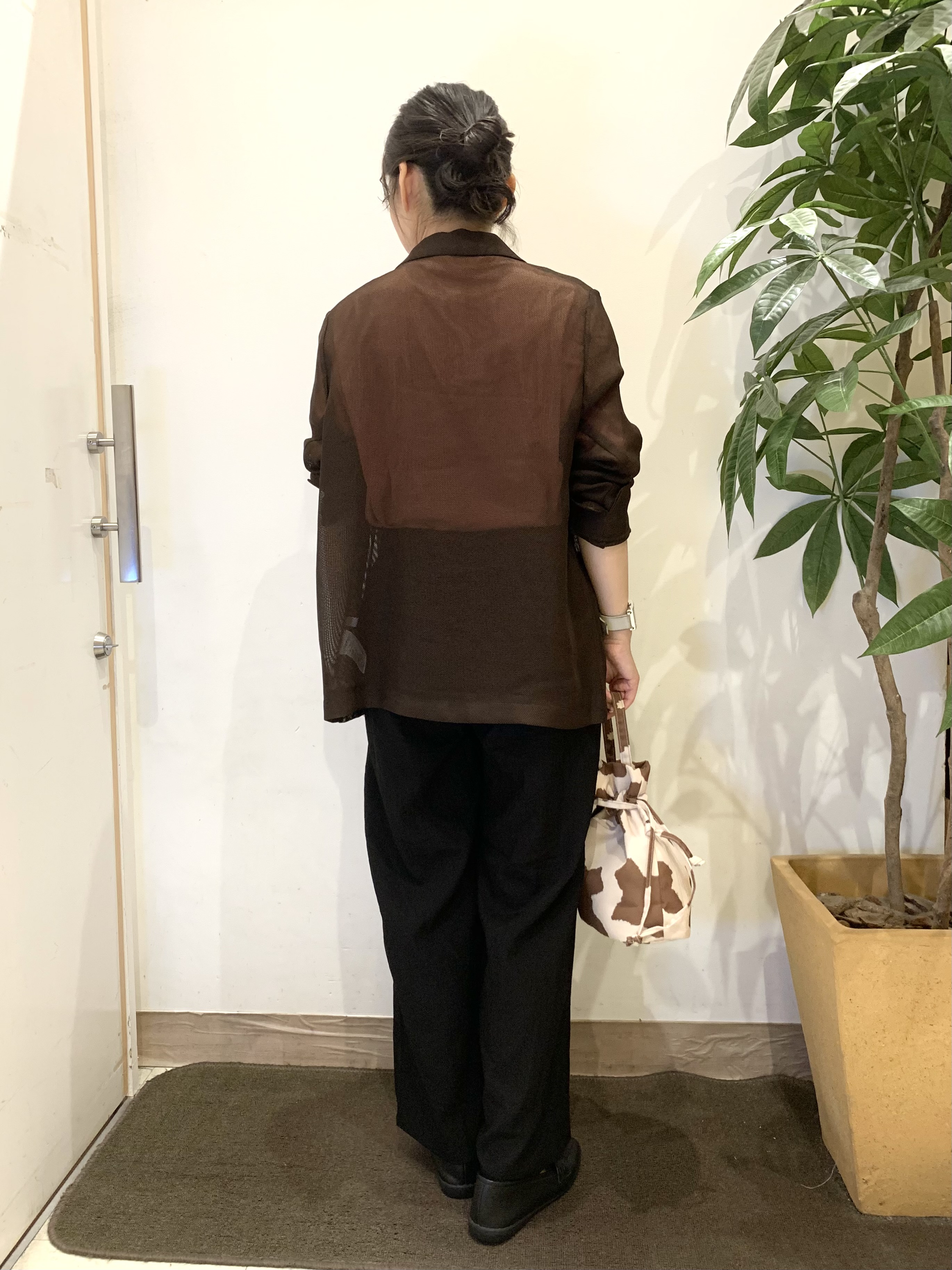 ちゃろさんの「SHOO･LA･RUE｜【通気性〇/セットアップ可/S-LL/洗濯機可】紫外線対策にも メッシュテーラードジャケット」を使ったコーディネート
