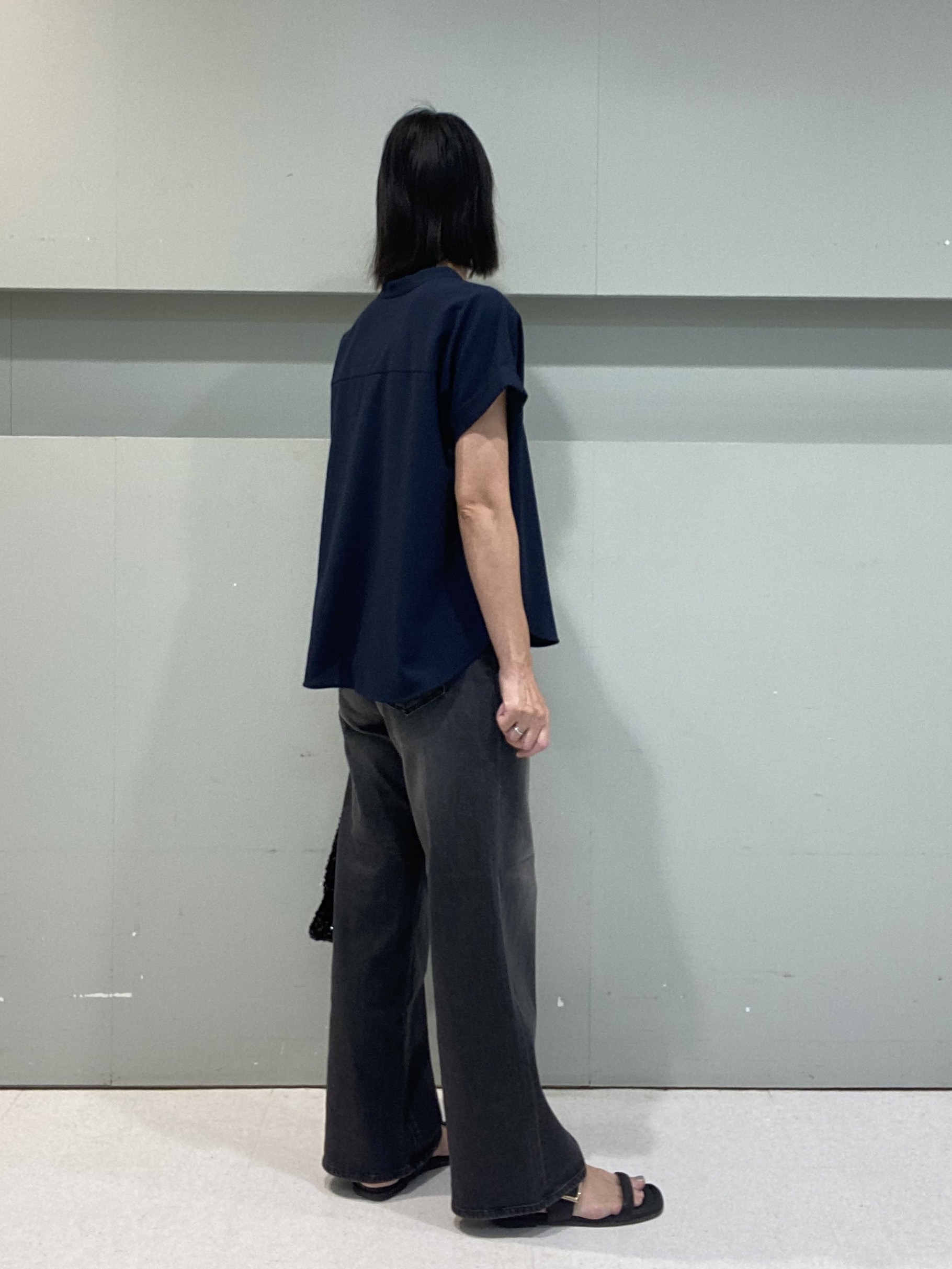hitomiさんの「UNTITLED｜【セットアップ可/UVカット】エアリークールブラウス」を使ったコーディネート