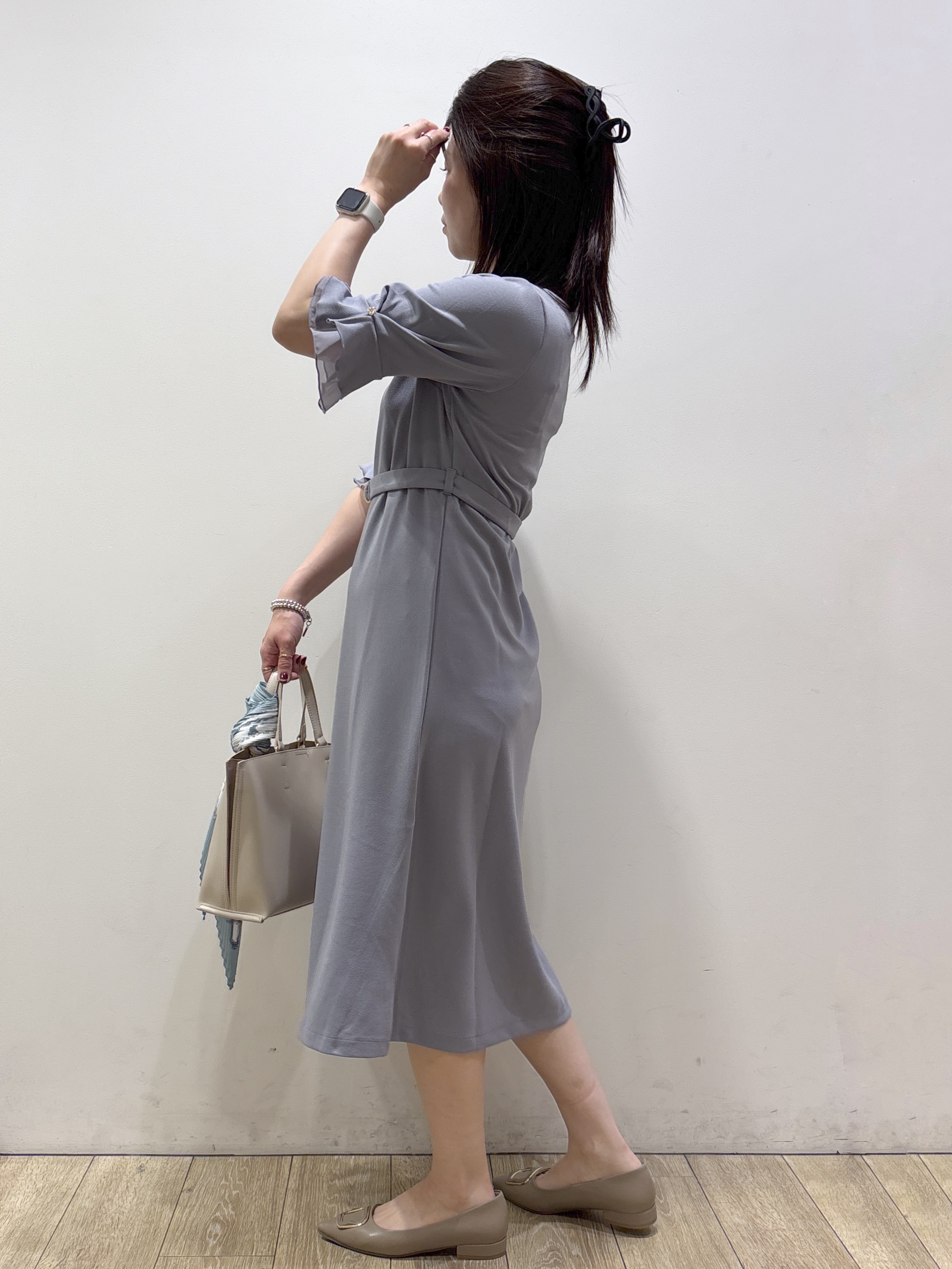 mameさんの「index｜【接触冷感／吸水速乾】ハートネックフレアスリーブワンピース《洗濯機OK／UVケア／ストレッチ》」を使ったコーディネート