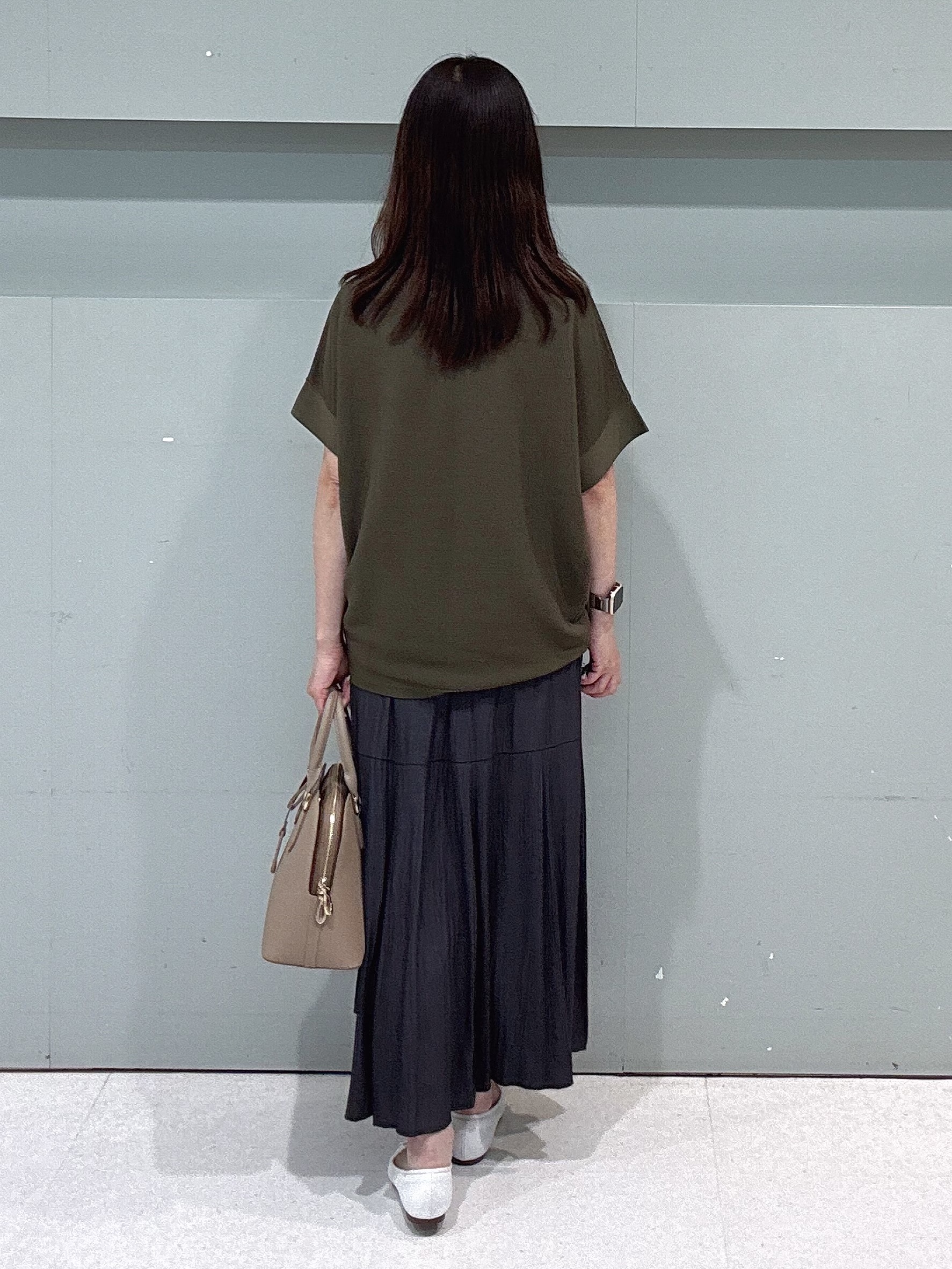 makiさんの「UNTITLED｜【11色展開/体型カバー】前後2WAYフレンチスリーブニット」を使ったコーディネート