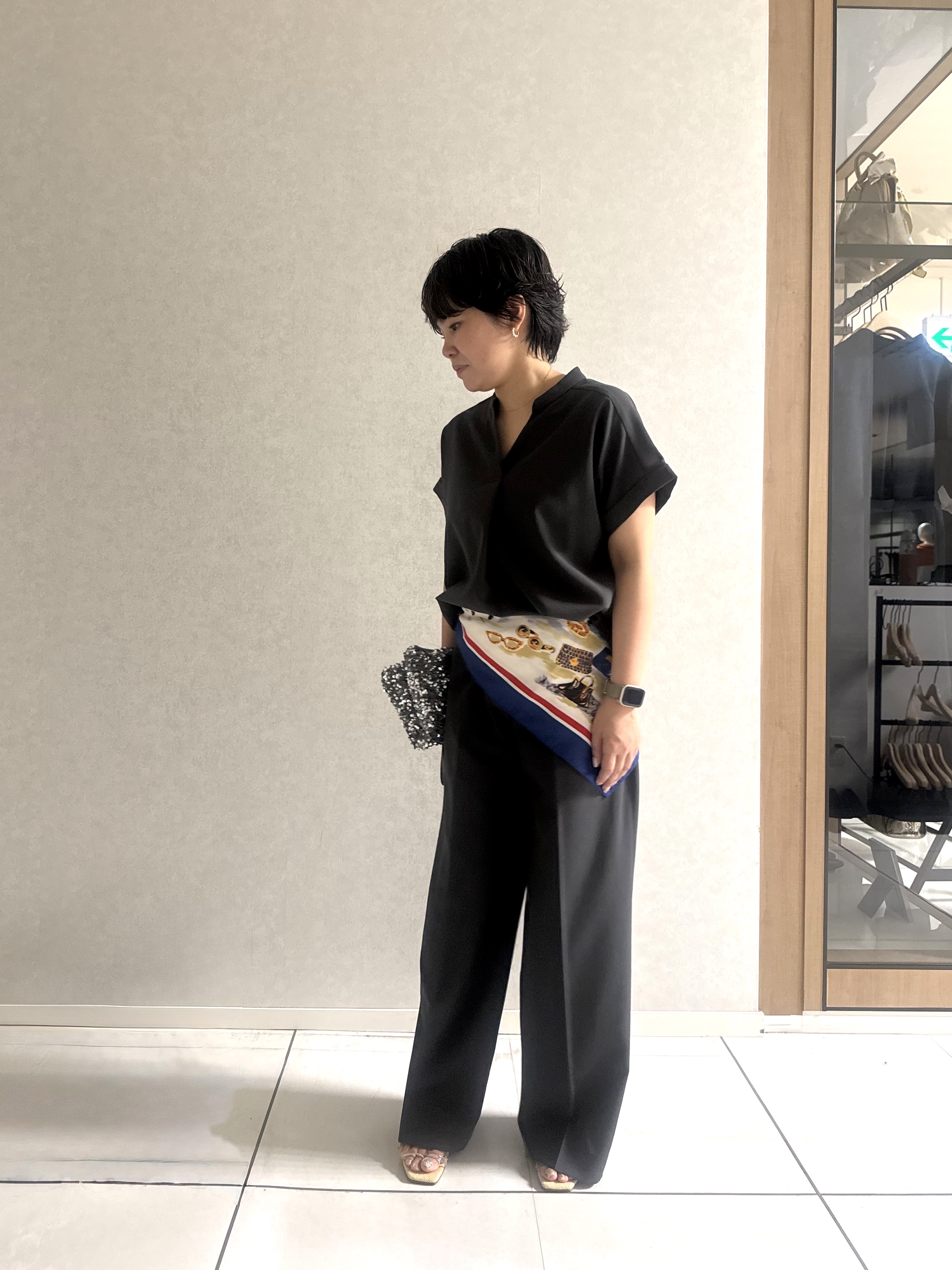 かなこさんの「UNTITLED｜【セットアップ可/UVカット】エアリークールブラウス」を使ったコーディネート