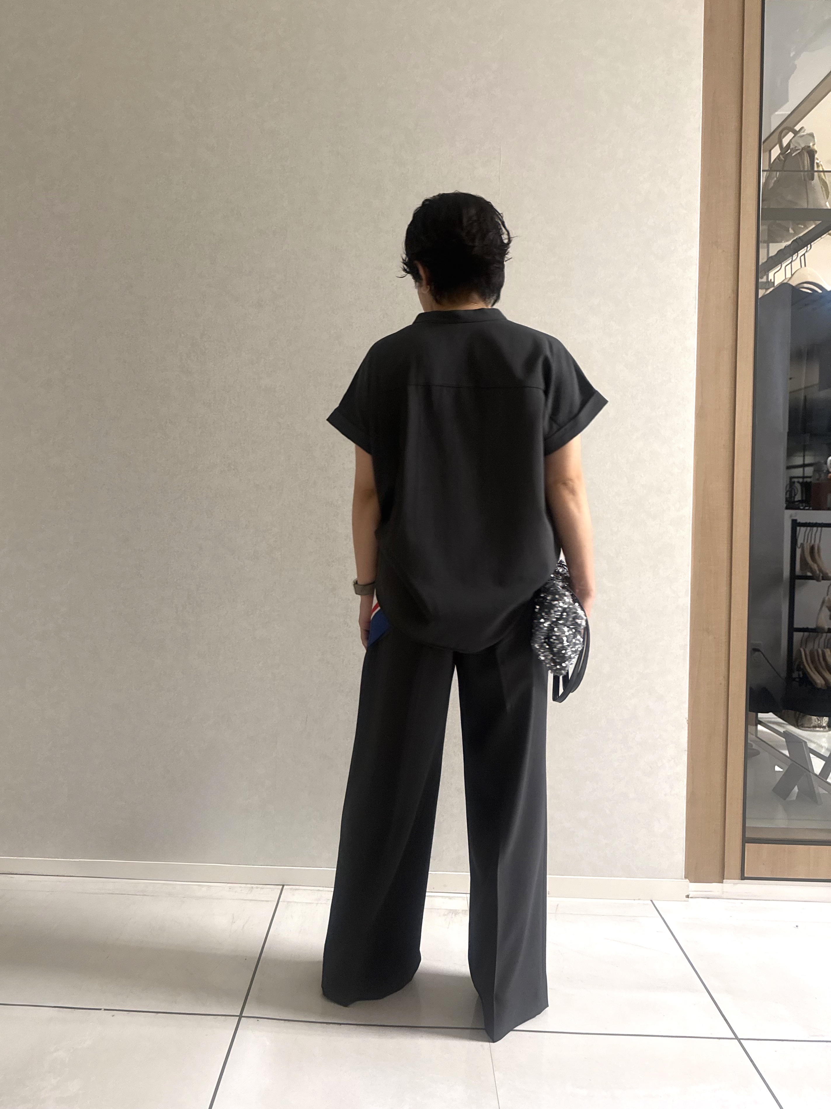 かなこさんの「UNTITLED｜【セットアップ可/UVカット】エアリークールブラウス」を使ったコーディネート