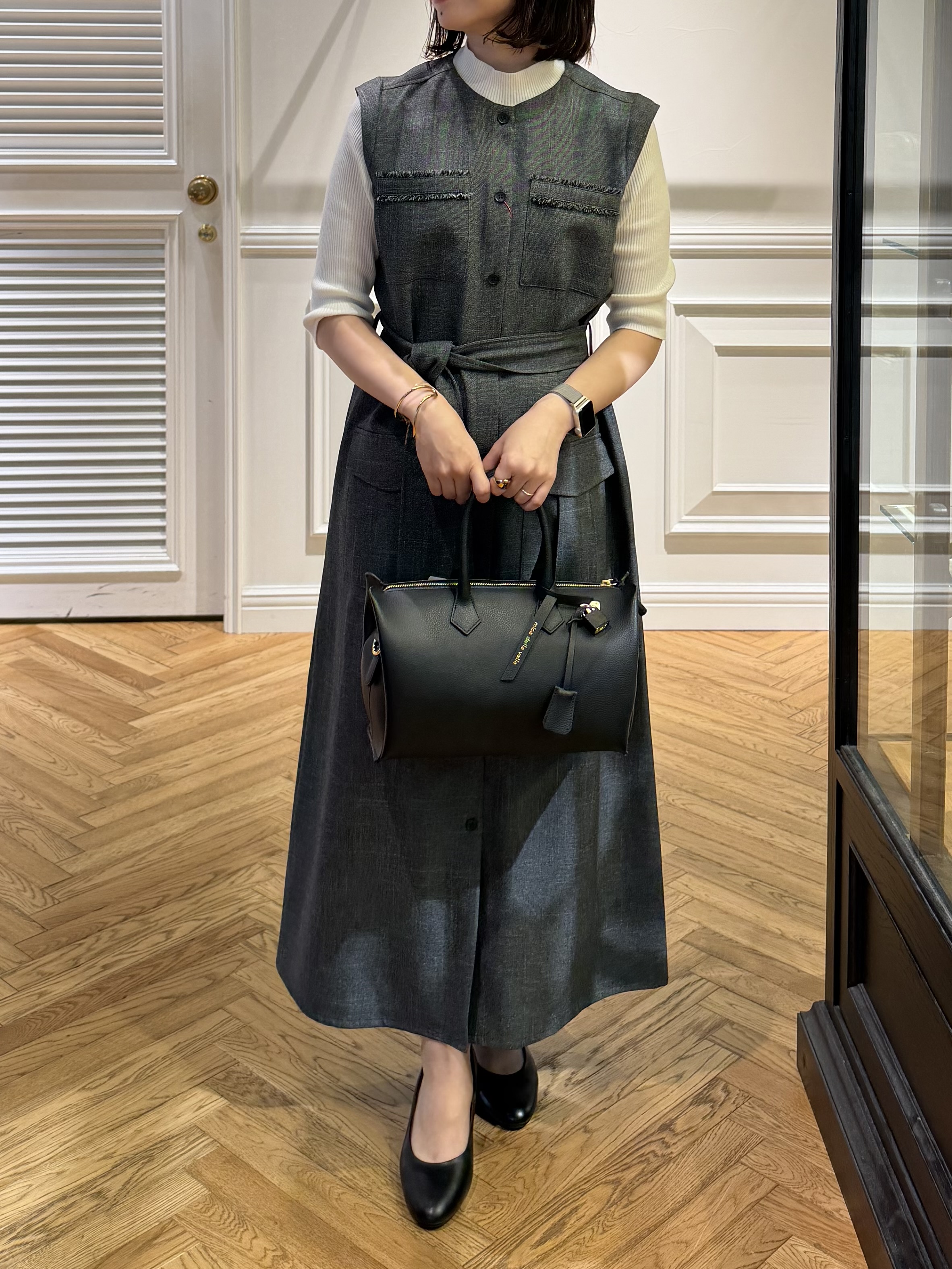 つじ まこさんの「DRESSTERIOR｜【接触冷感】クールタッチ ハーフスリーブニット」を使ったコーディネート