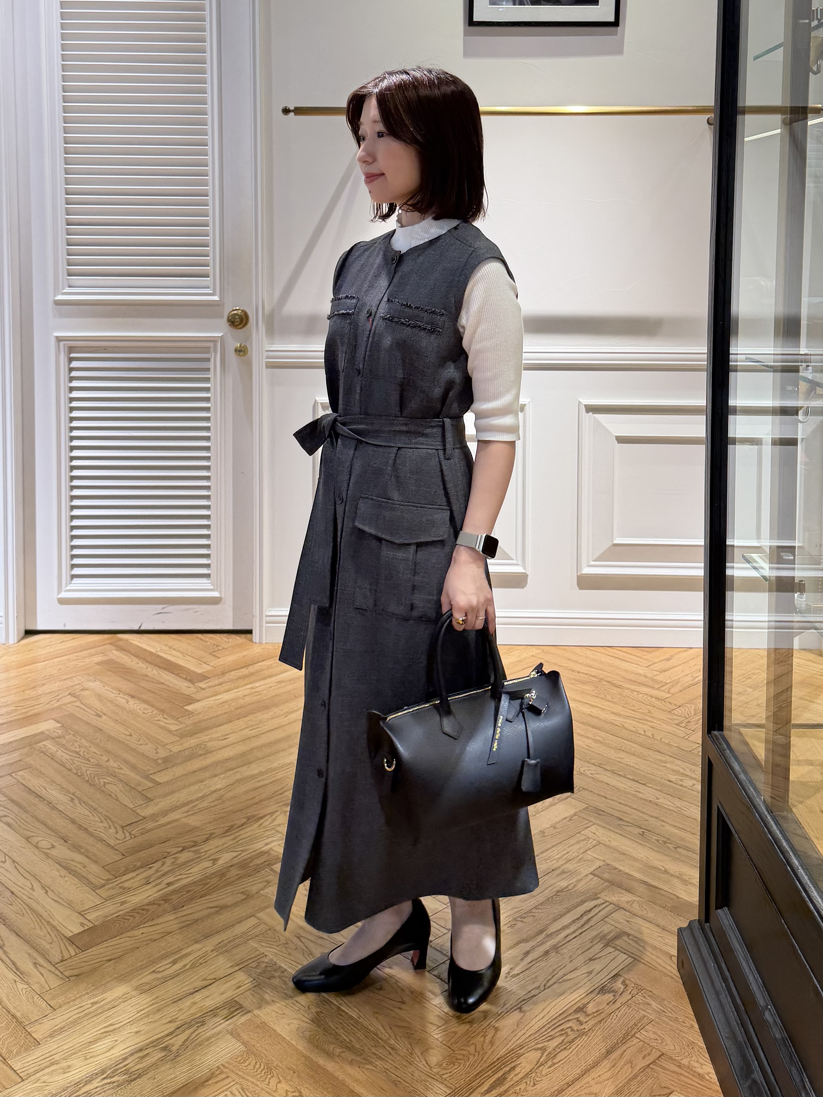 つじ まこさんの「DRESSTERIOR｜【接触冷感】クールタッチ ハーフスリーブニット」を使ったコーディネート