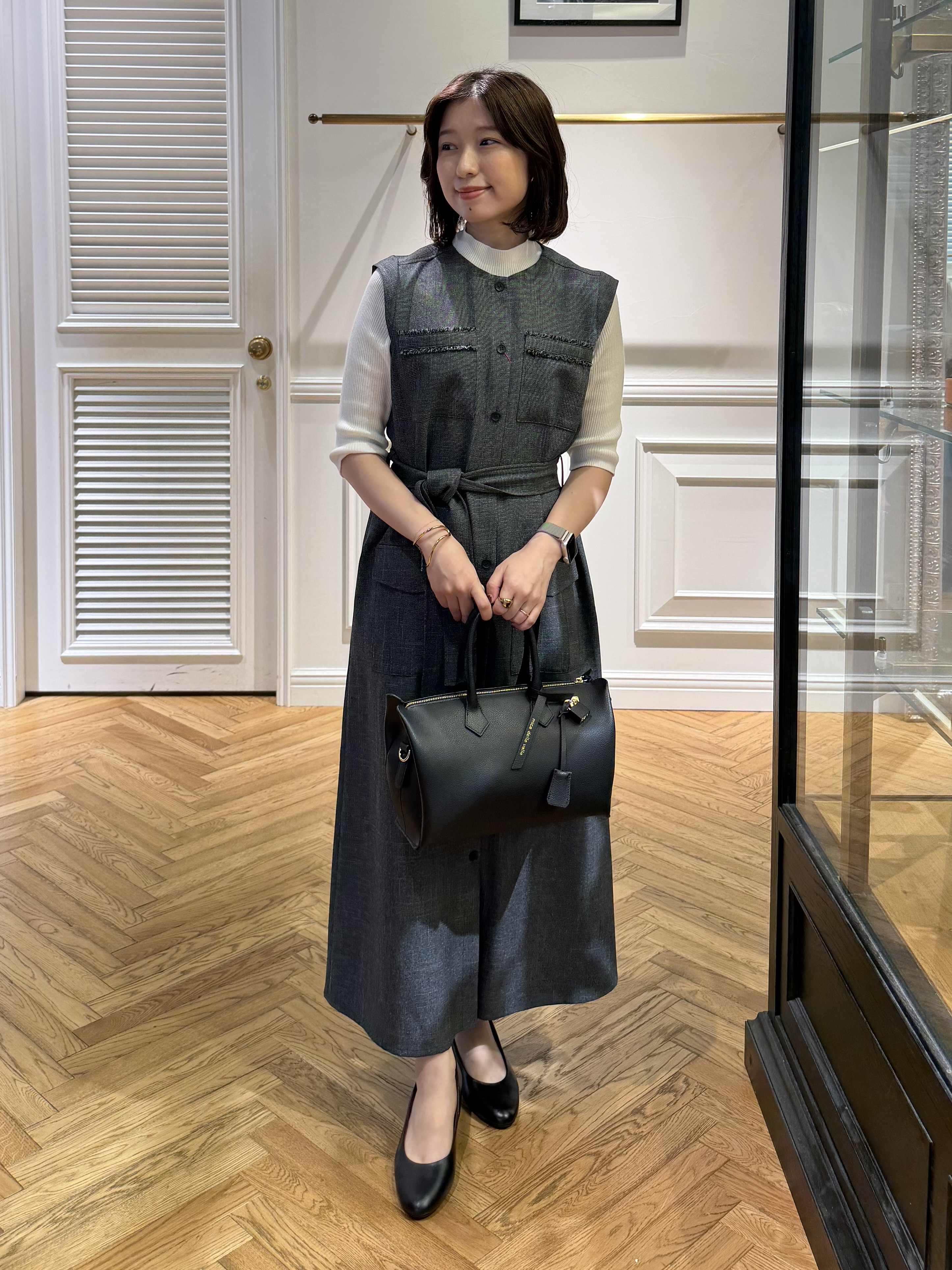 つじ まこさんの「DRESSTERIOR｜【接触冷感】クールタッチ ハーフスリーブニット」を使ったコーディネート