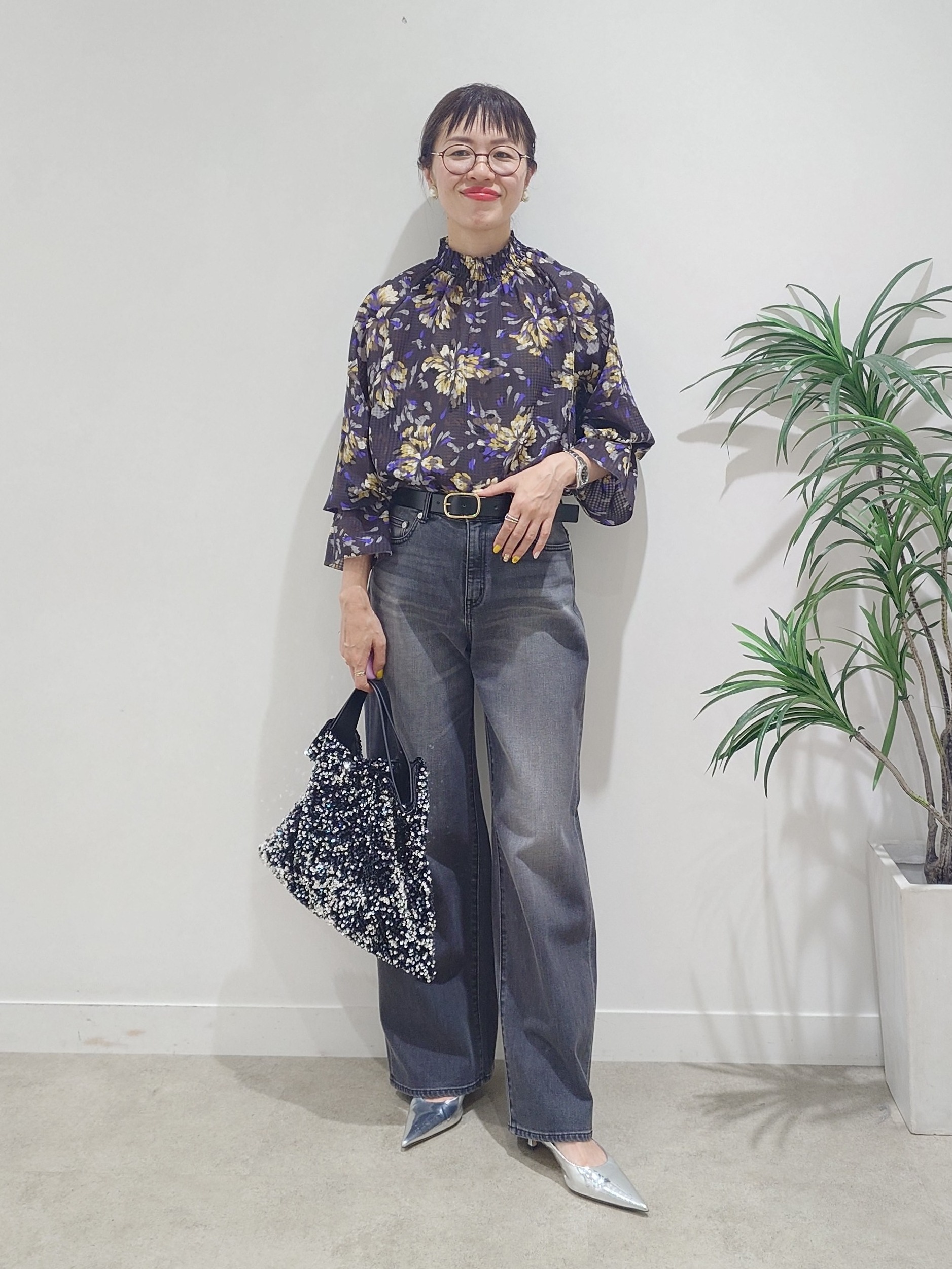 MUTSUKOさんの「UNTITLED｜【撥水/軽量/薄中綿入り】スタンドカラーコート」を使ったコーディネート