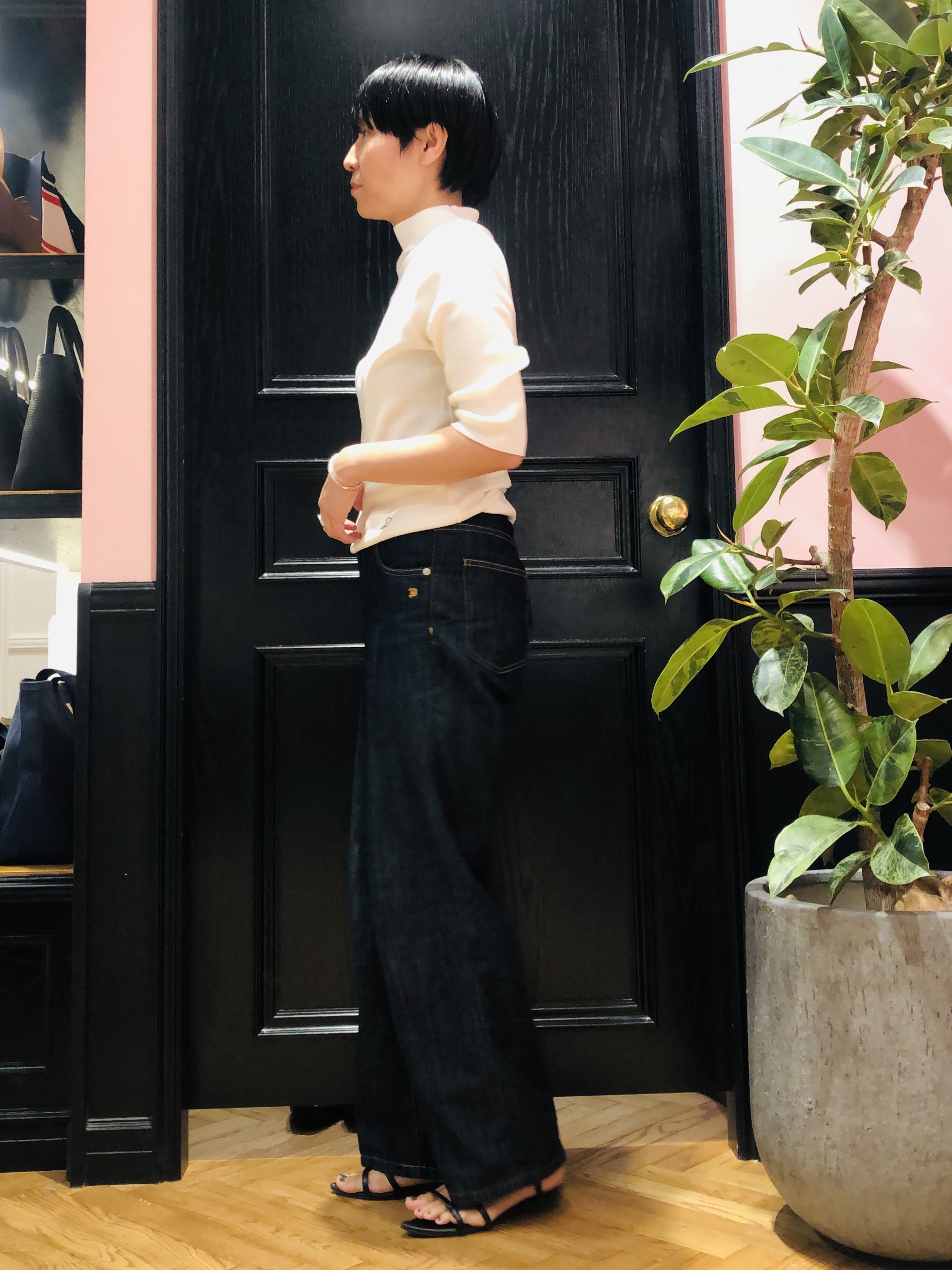OGATAさんの「DRESSTERIOR｜【接触冷感】クールタッチ ハーフスリーブニット」を使ったコーディネート