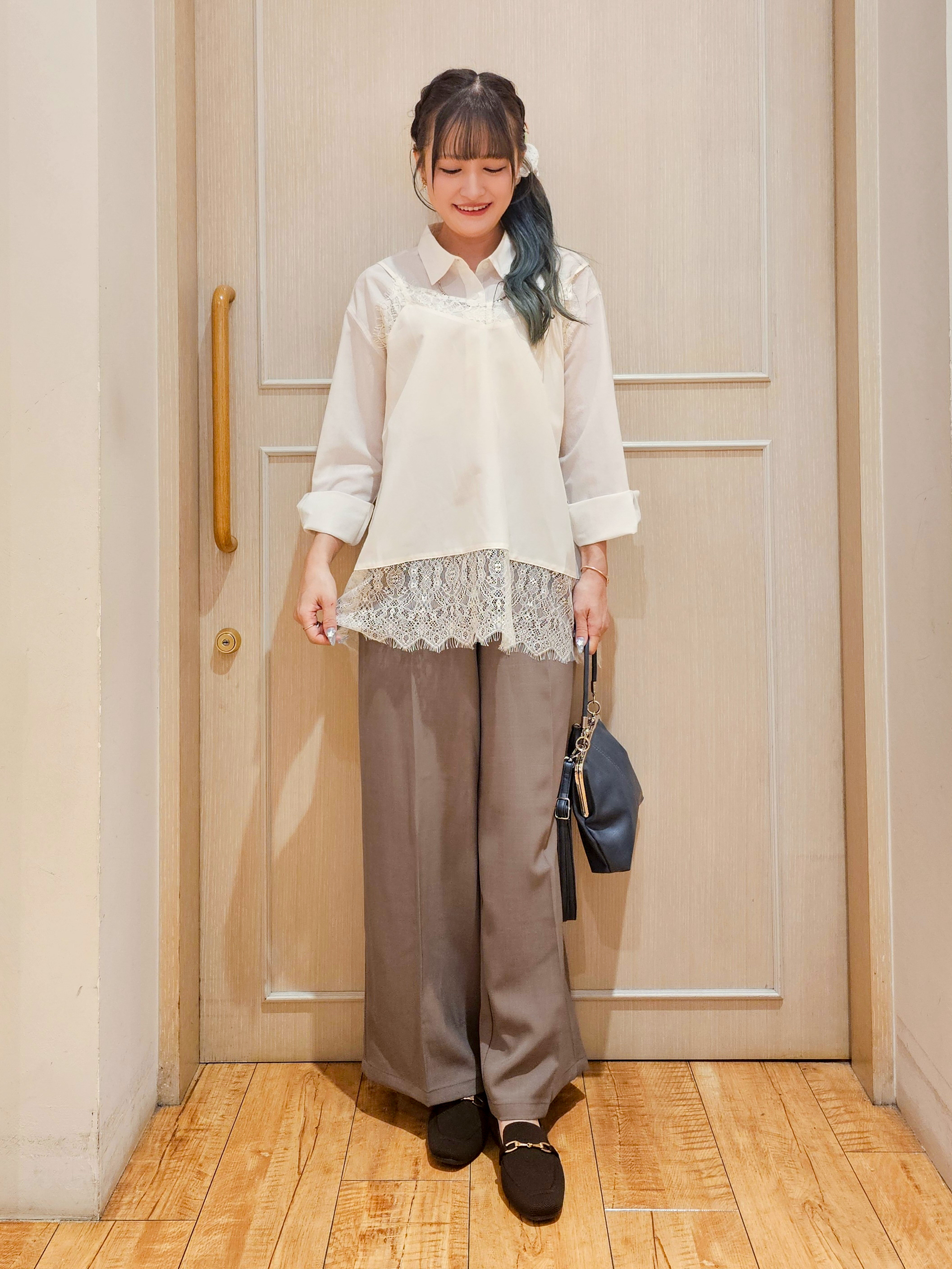 ゆゆさんの「SHOO･LA･RUE｜【通気性〇/S-LL/洗濯機可】羽織にも使いやすい きちんとベーシックシャツ」を使ったコーディネート