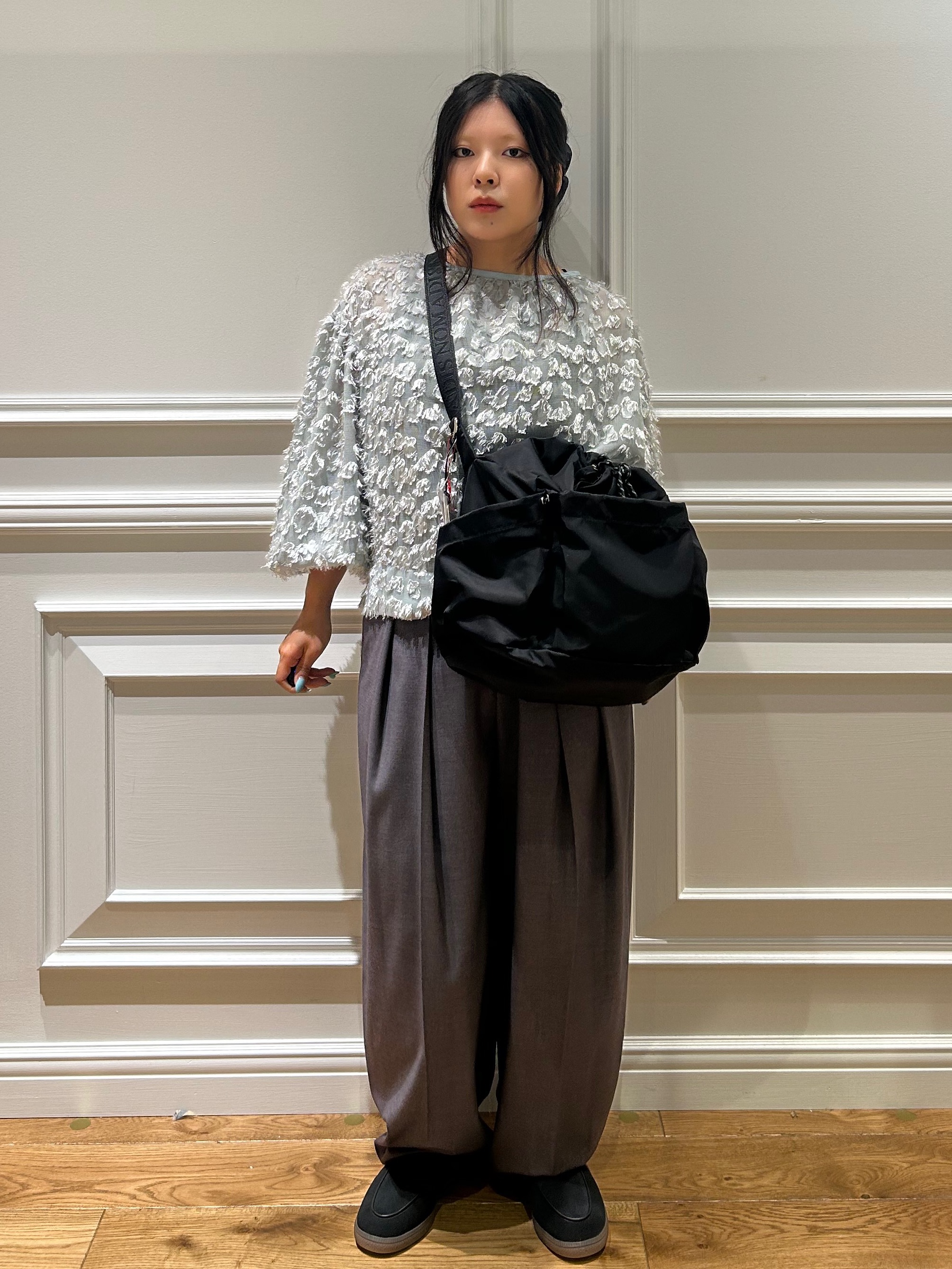 とりみさんの「DRESSTERIOR｜【着映え】シアージャカード プルオーバーブラウス」を使ったコーディネート