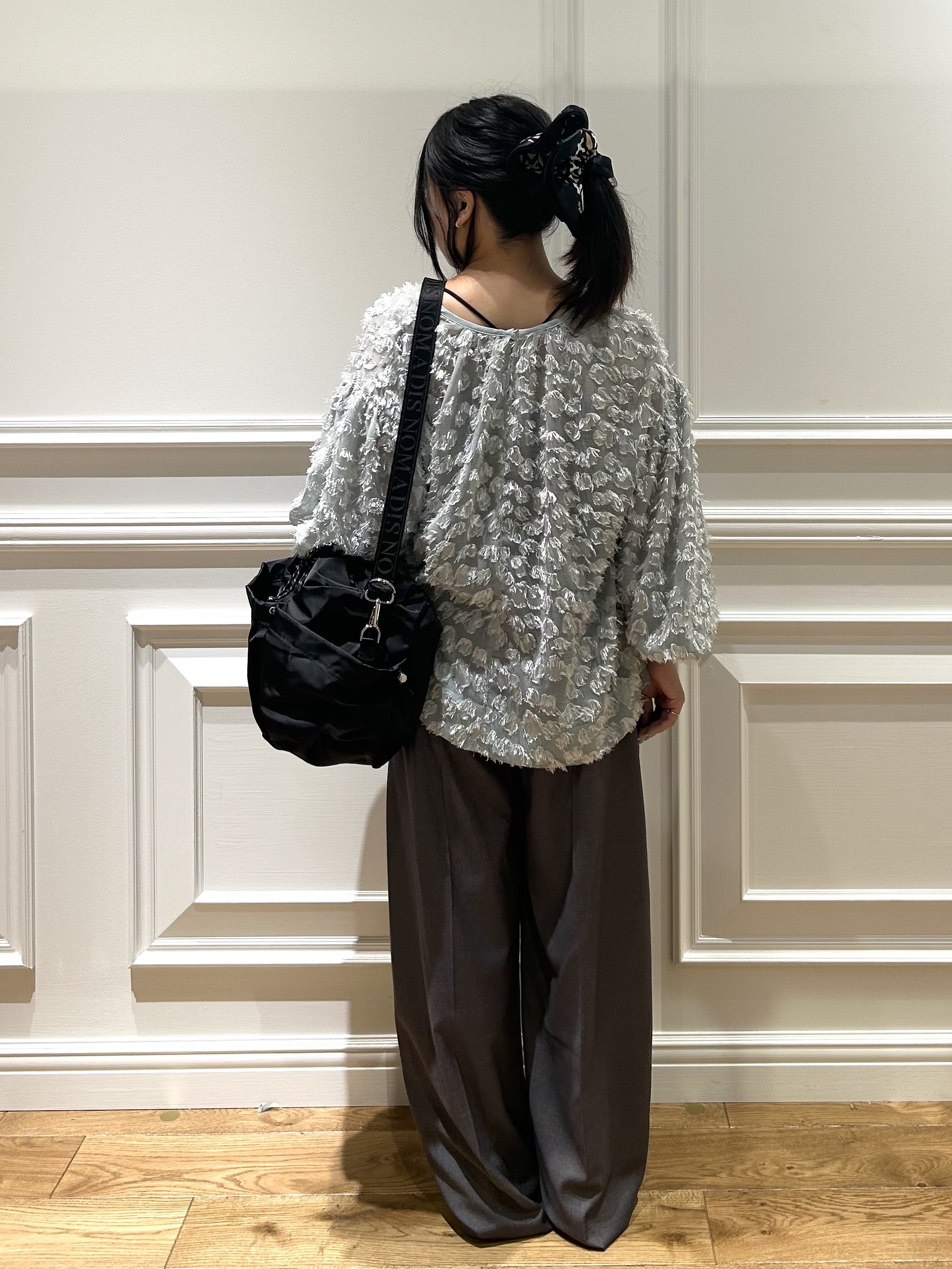 とりみさんの「DRESSTERIOR｜【着映え】シアージャカード プルオーバーブラウス」を使ったコーディネート