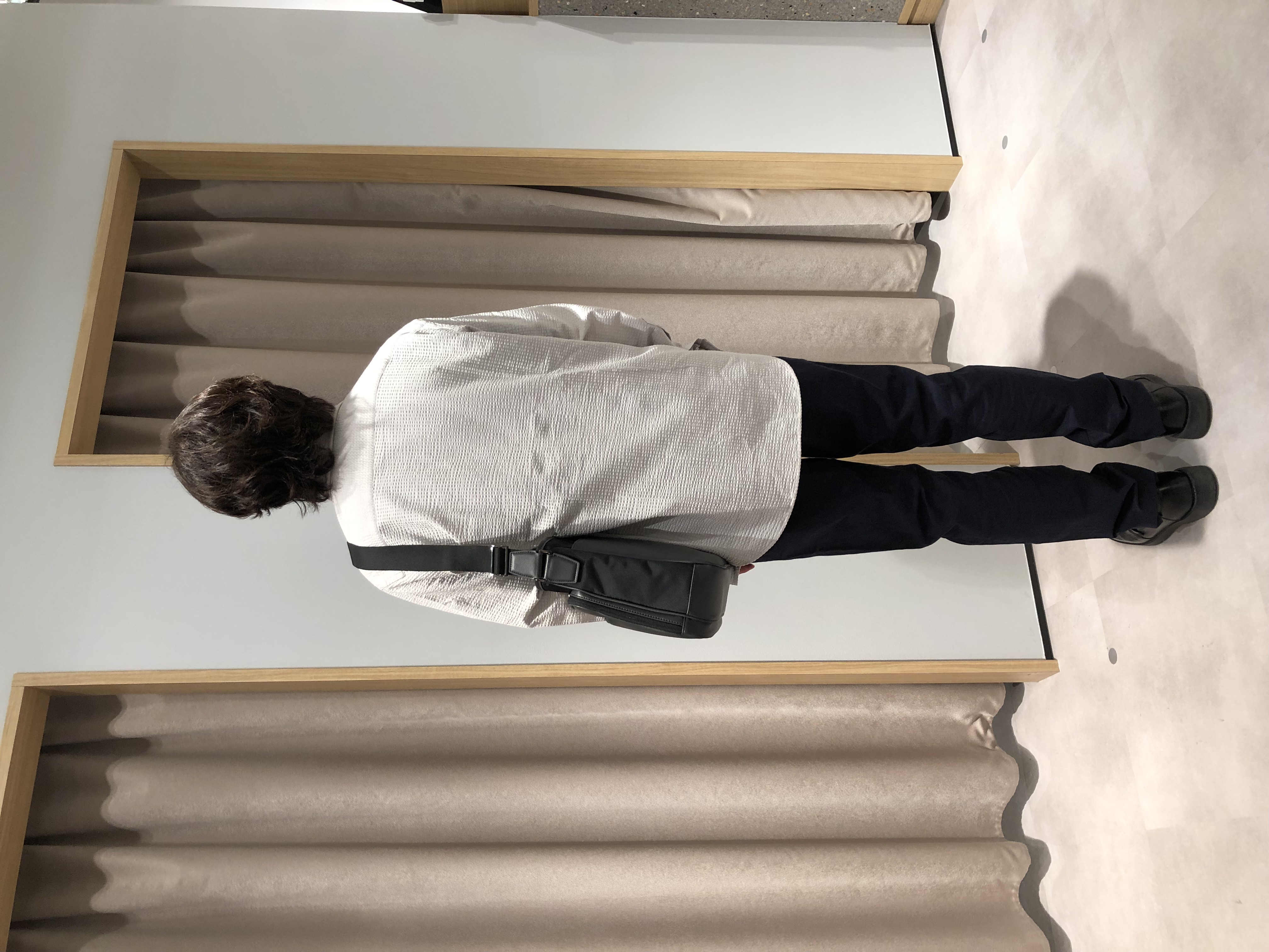平塚郁博さんの「TAKEO KIKUCHI｜【抗菌防臭/シーズンレス】シアサッカー ジャージシャツ」を使ったコーディネート