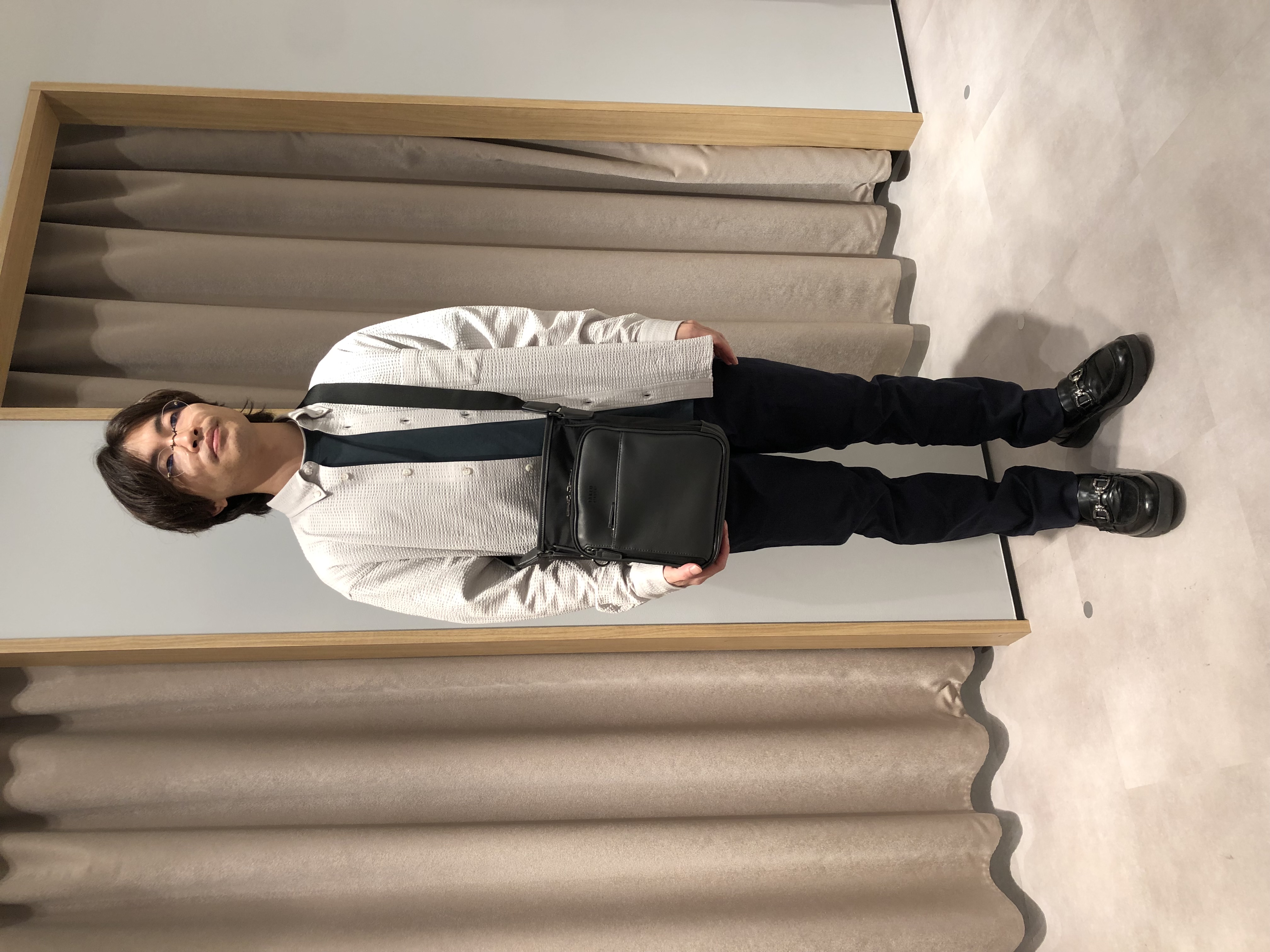 平塚郁博さんの「TAKEO KIKUCHI｜【抗菌防臭/シーズンレス】シアサッカー ジャージシャツ」を使ったコーディネート
