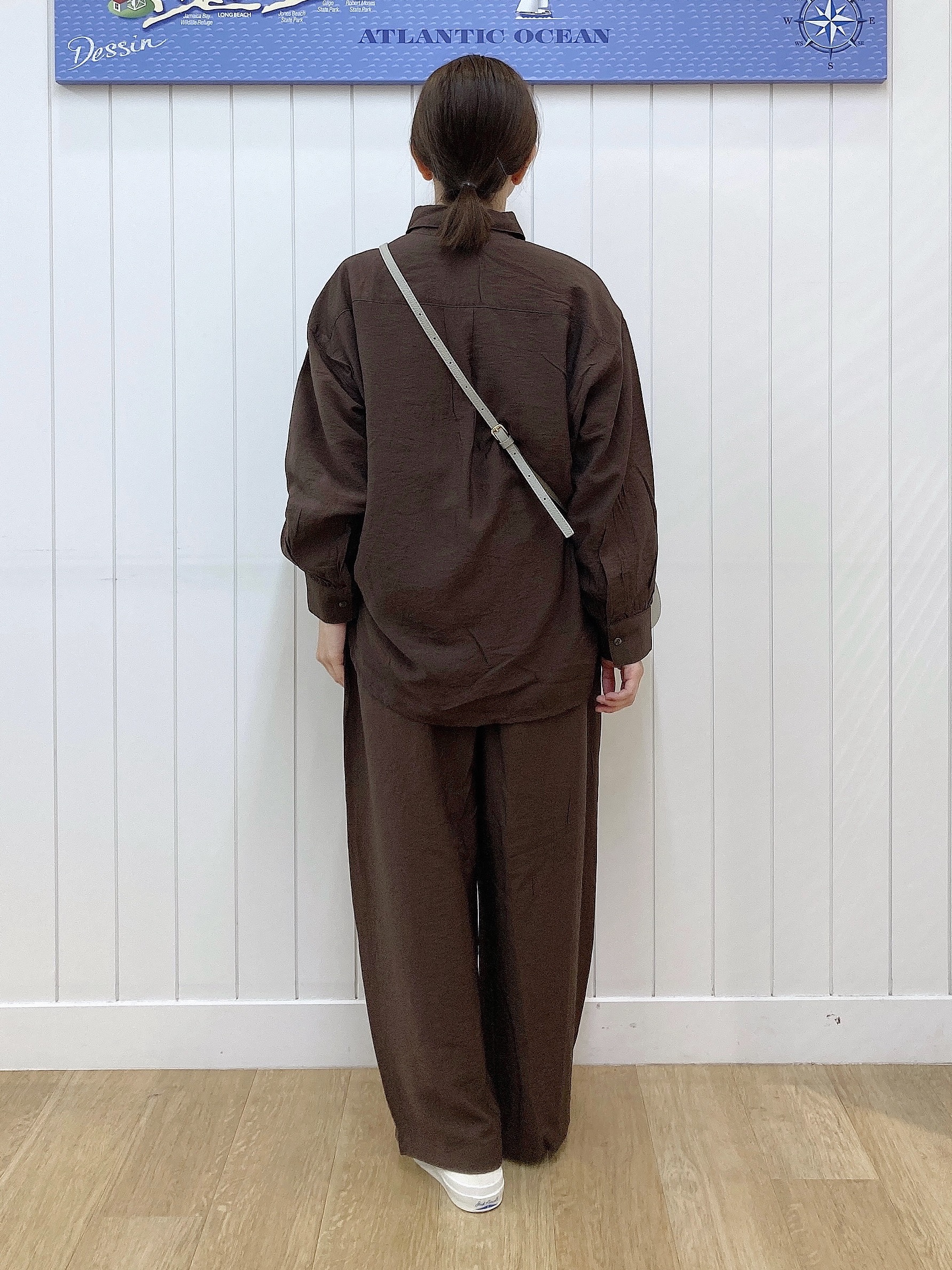 yoshiさんの「Dessin｜【2点セット】ヴィンテージサテンセットアップ」を使ったコーディネート
