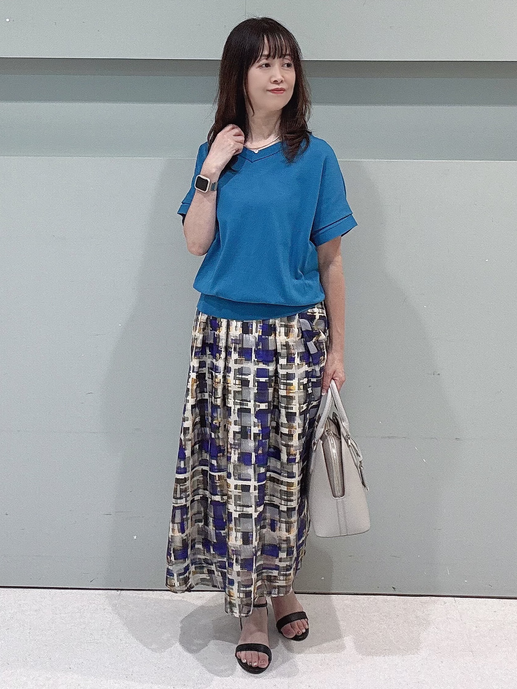 makiさんの「UNTITLED｜【肌に張りつきにくい/前後2WAY】ドライタッチコットンプルオーバー」を使ったコーディネート