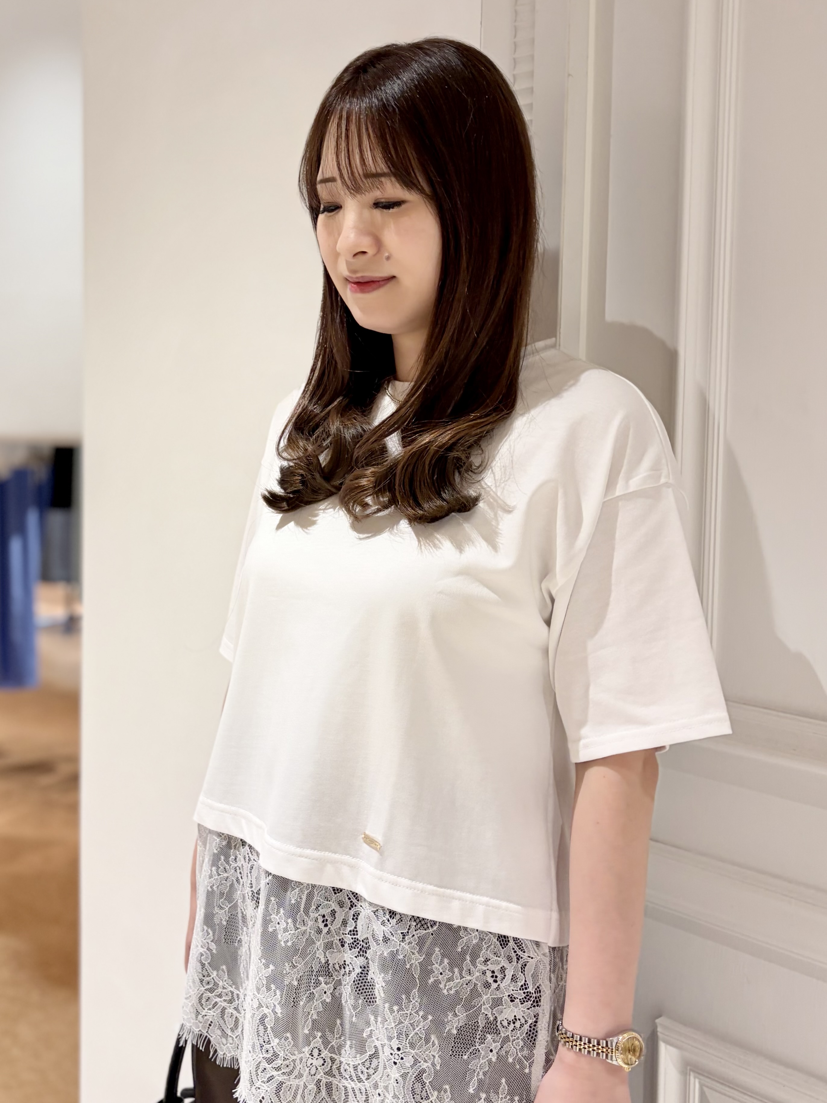 minowaさんの「DRESSTERIOR｜◆レースドッキングレイヤード Tシャツ」を使ったコーディネート