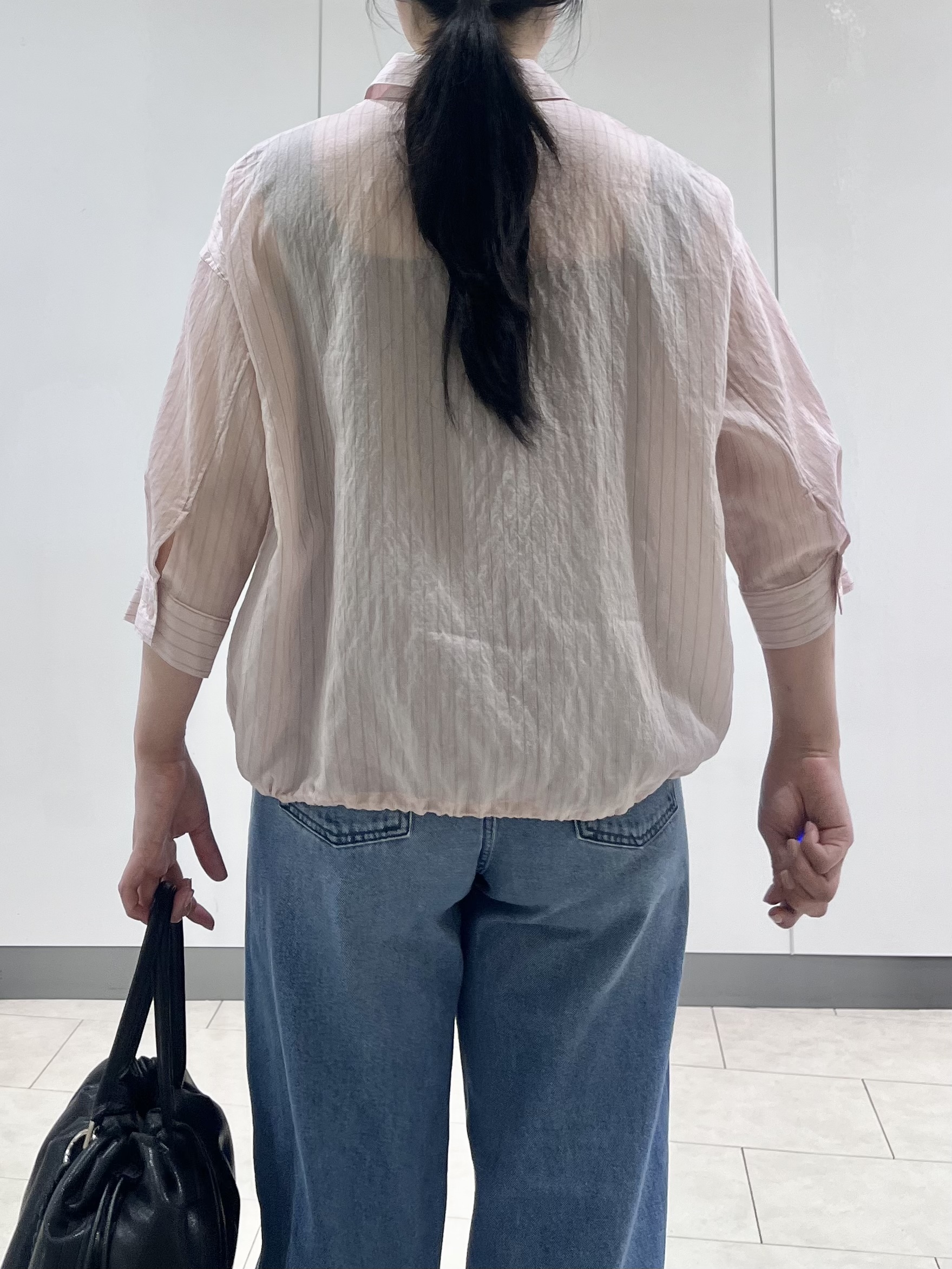 hasuさんの「INDIVI｜【シアー／7分袖】体型カバーゆったりシャツ」を使ったコーディネート