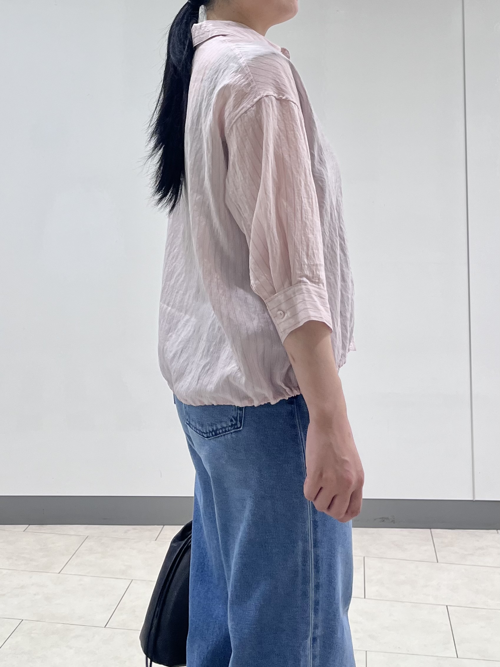 hasuさんの「INDIVI｜【シアー／7分袖】体型カバーゆったりシャツ」を使ったコーディネート