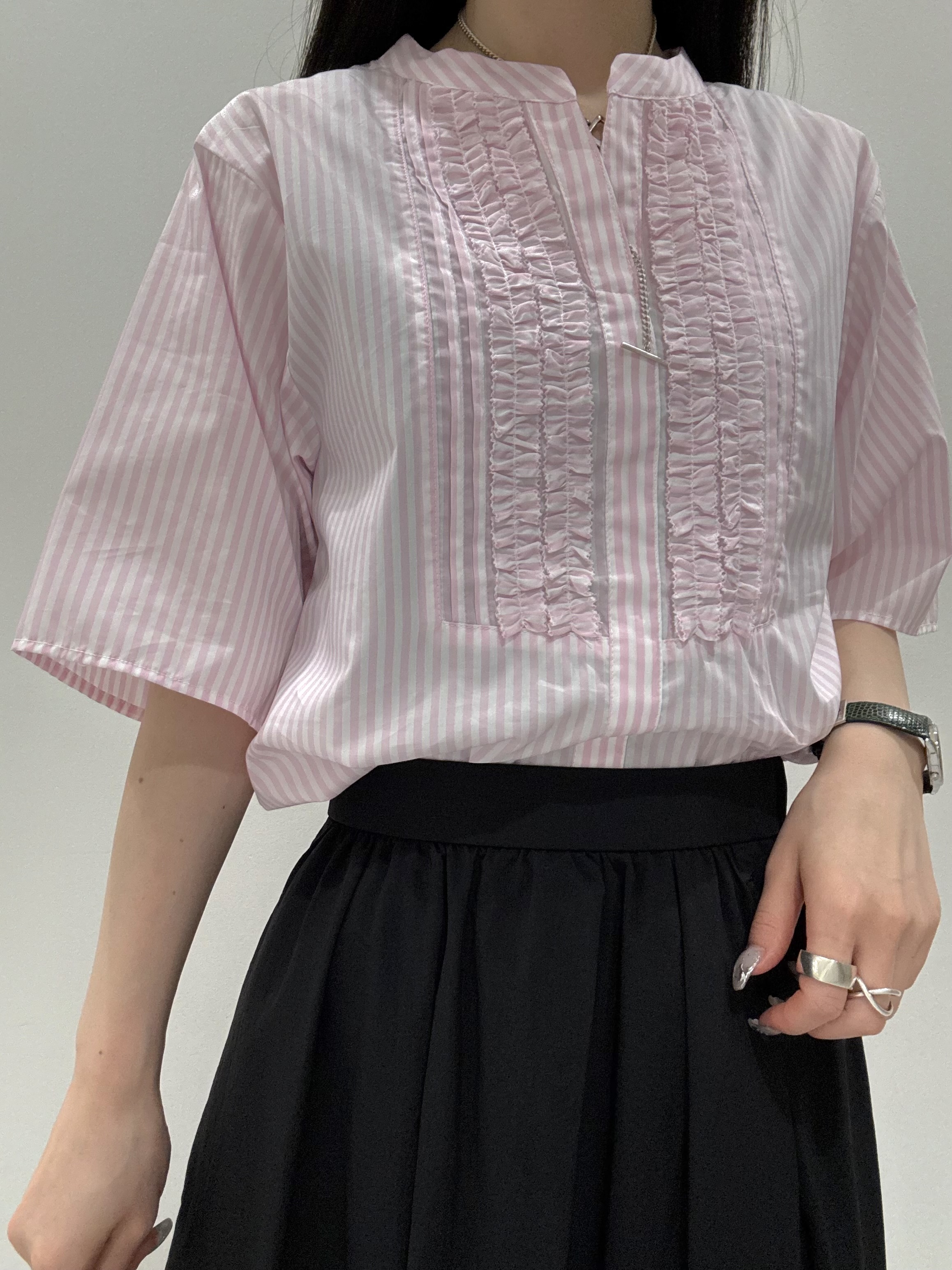 KEIKOさんの「INDIVI｜【撥水／裏地なし軽量】ギャザーボリュームスカート」を使ったコーディネート