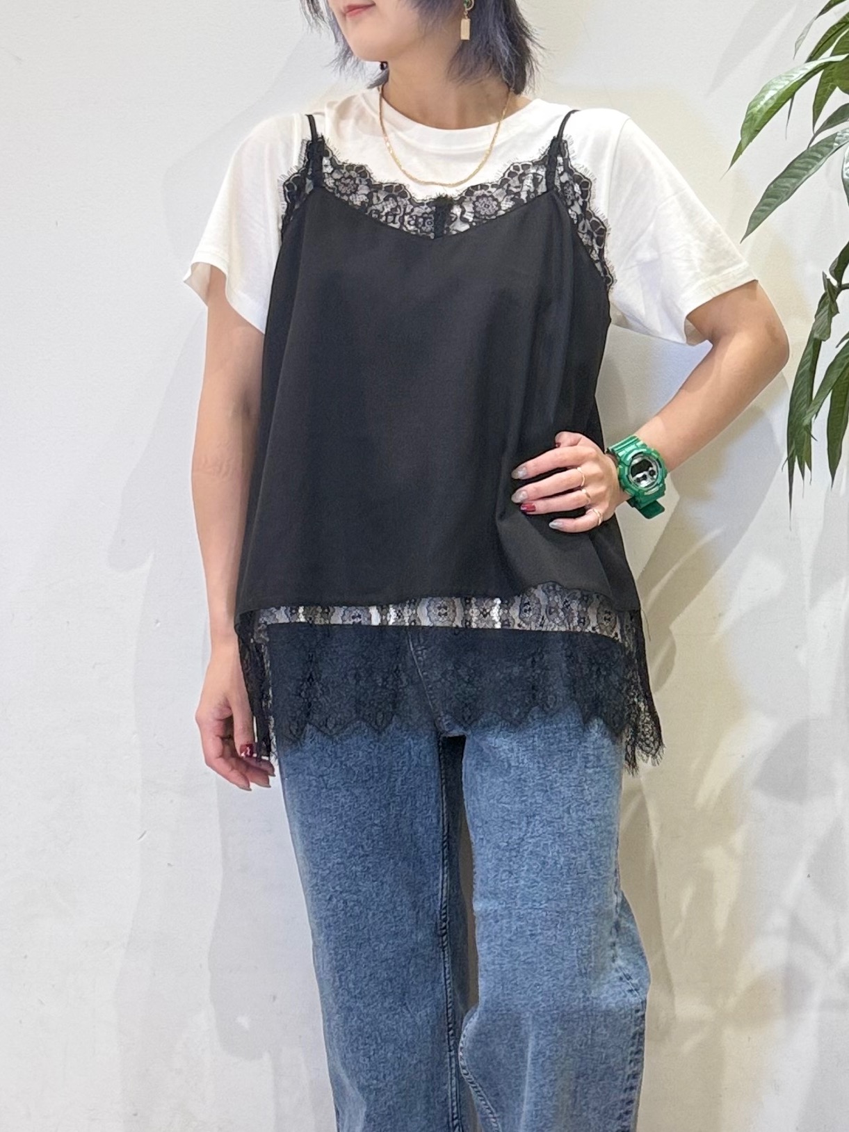 misakiさんの「SHOO･LA･RUE｜【洗濯機可/S-LL】体型カバーしながらこなれ見え レース付きキャミソール」を使ったコーディネート