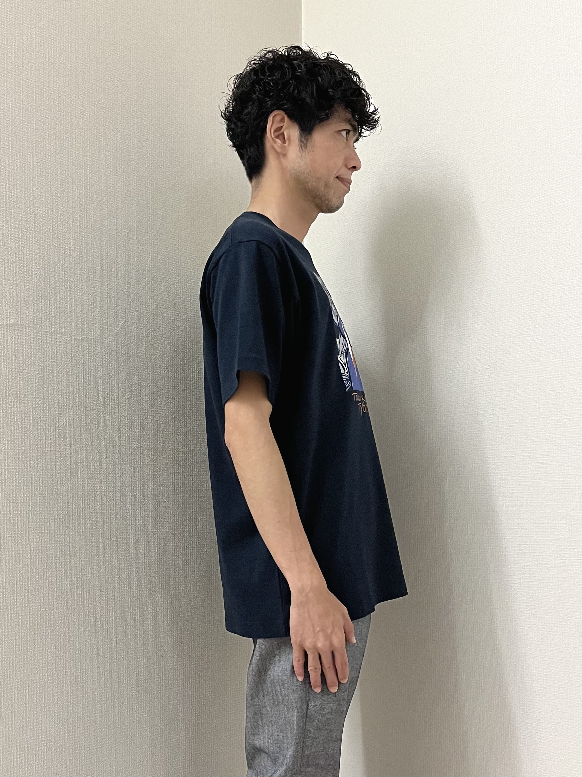 URAさんの「TAKEO KIKUCHI｜ポートレートアートＴシャツ」を使ったコーディネート