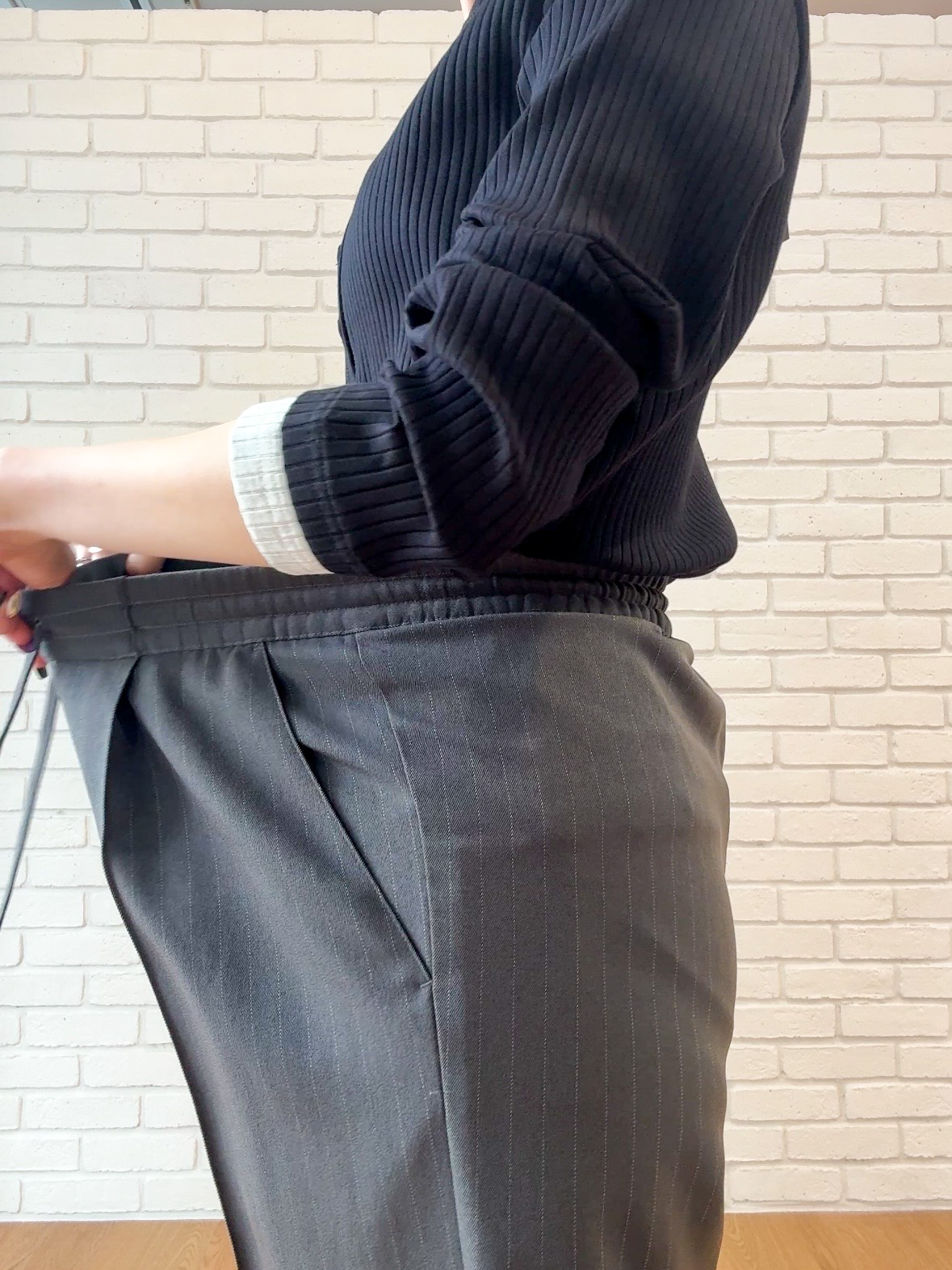 𝐜𝐡𝐢𝐤𝐚さんの「SHOO･LA･RUE｜【洗濯機可/S-LL】縦ラインですっきり お袖配色リブトップス」を使ったコーディネート