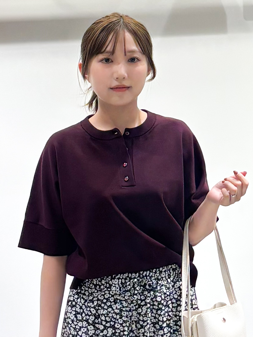 もとさんの「OPAQUE.CLIP｜2WAY衿ドッキングニット《洗濯機OK》」を使ったコーディネート