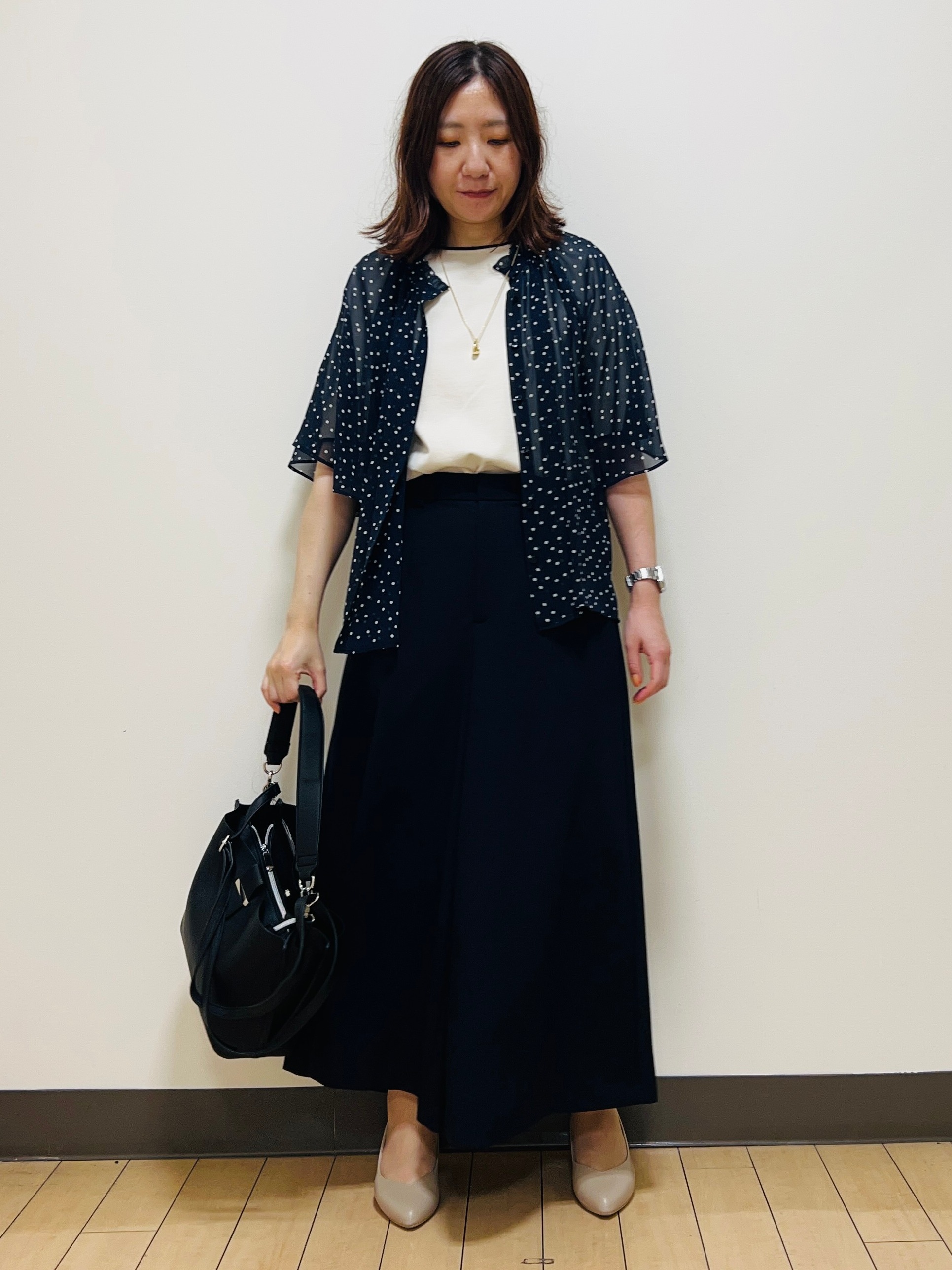 miiiさんの「Reflect｜【セットアップ／手洗い可】ドット柄シアーブラウス」を使ったコーディネート