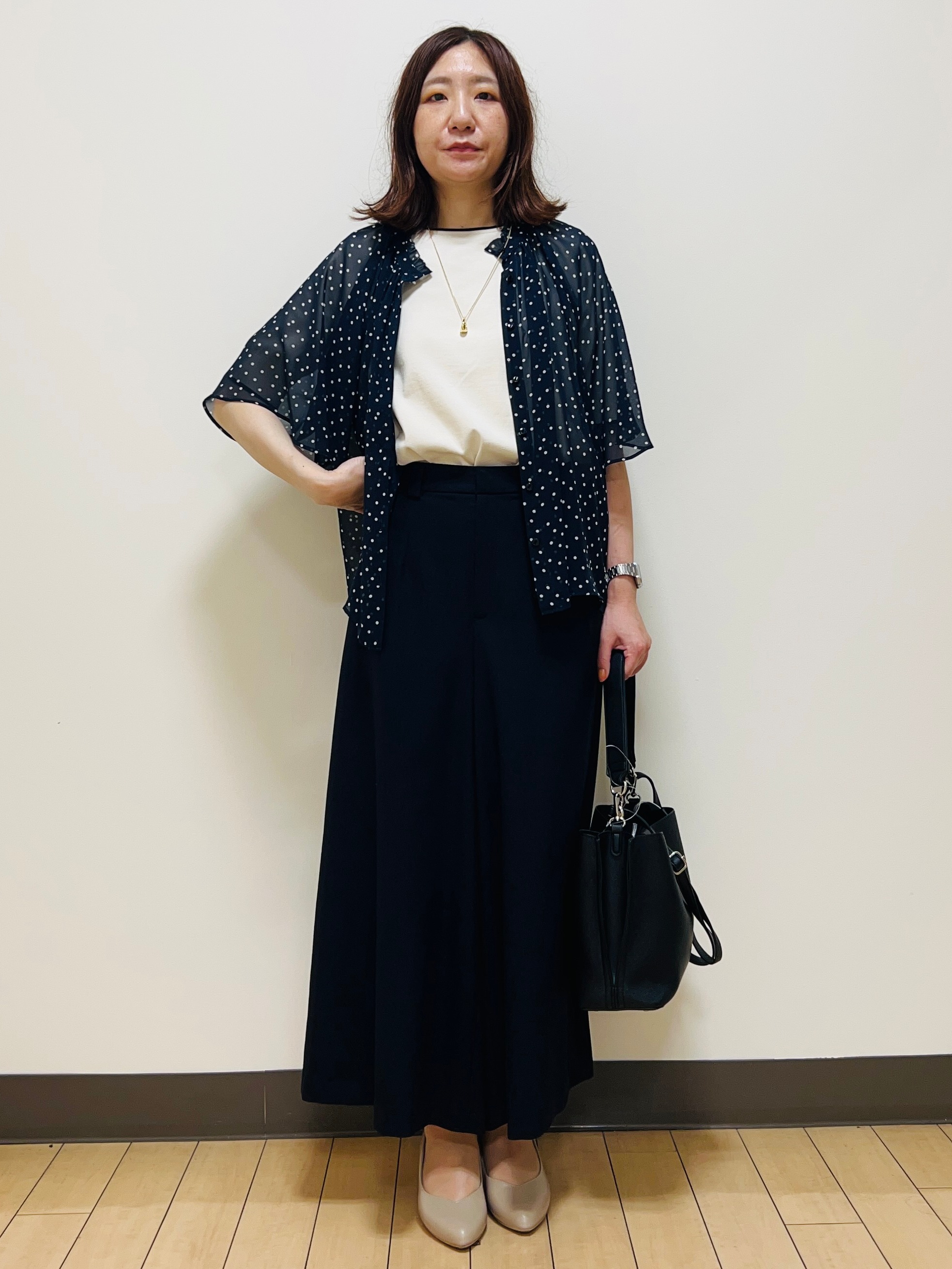 miiiさんの「Reflect｜【セットアップ／手洗い可】ドット柄シアーブラウス」を使ったコーディネート