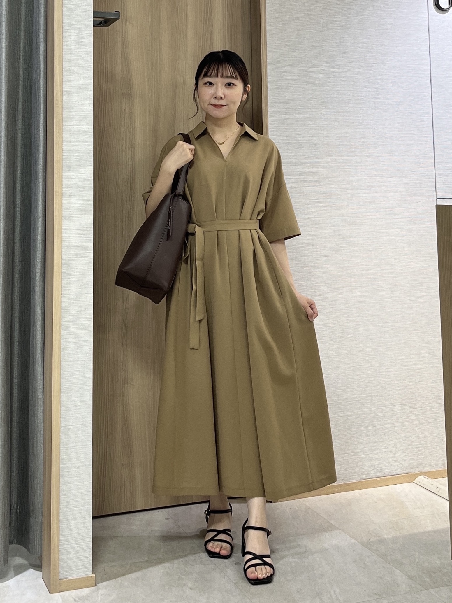 KAHOさんの「UNTITLED｜【初秋も活躍/UVカット/接触冷感】エアリークールワンピース」を使ったコーディネート