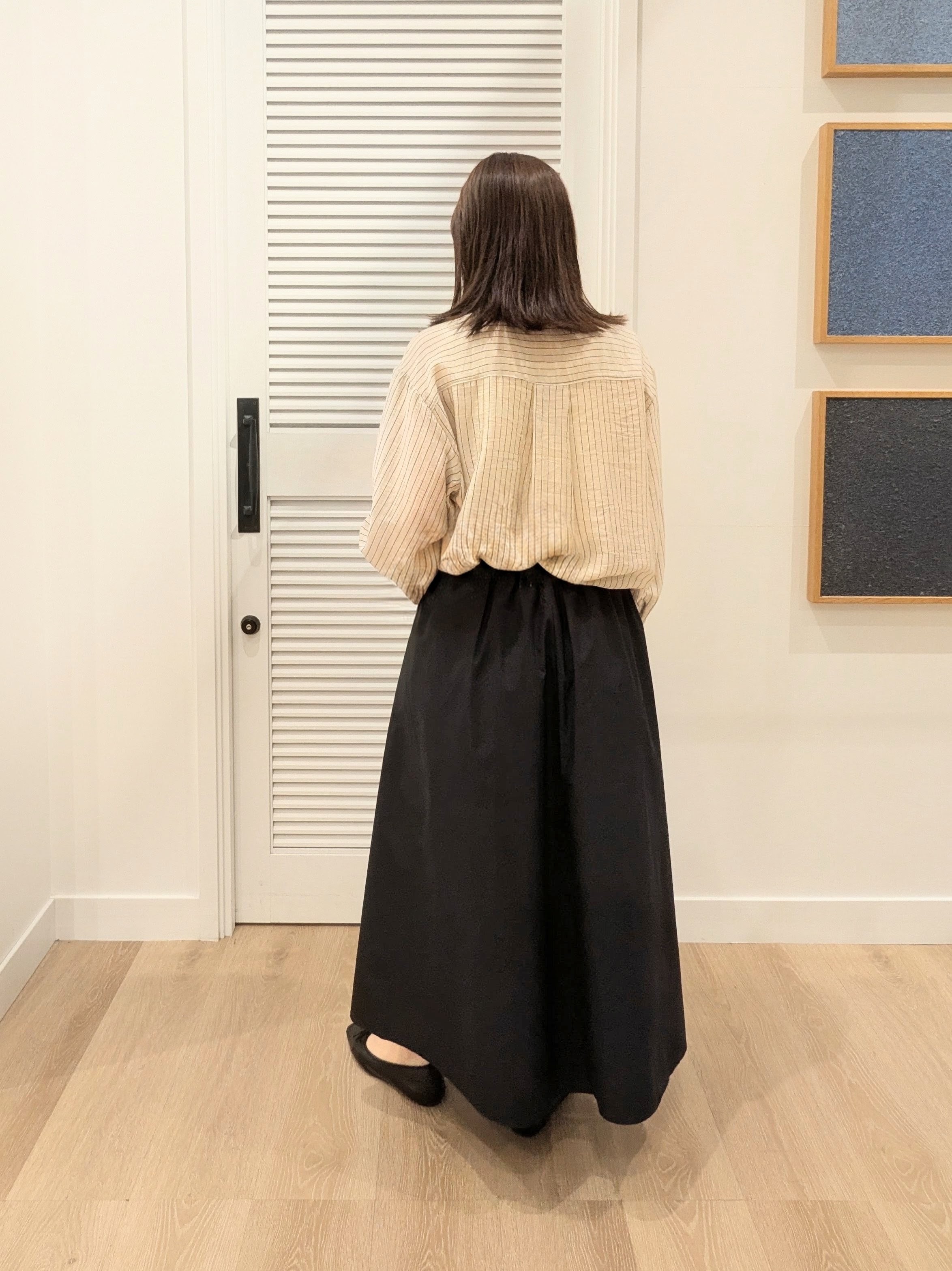 enさんの「Dessin｜コットンナイロン タックスカート」を使ったコーディネート