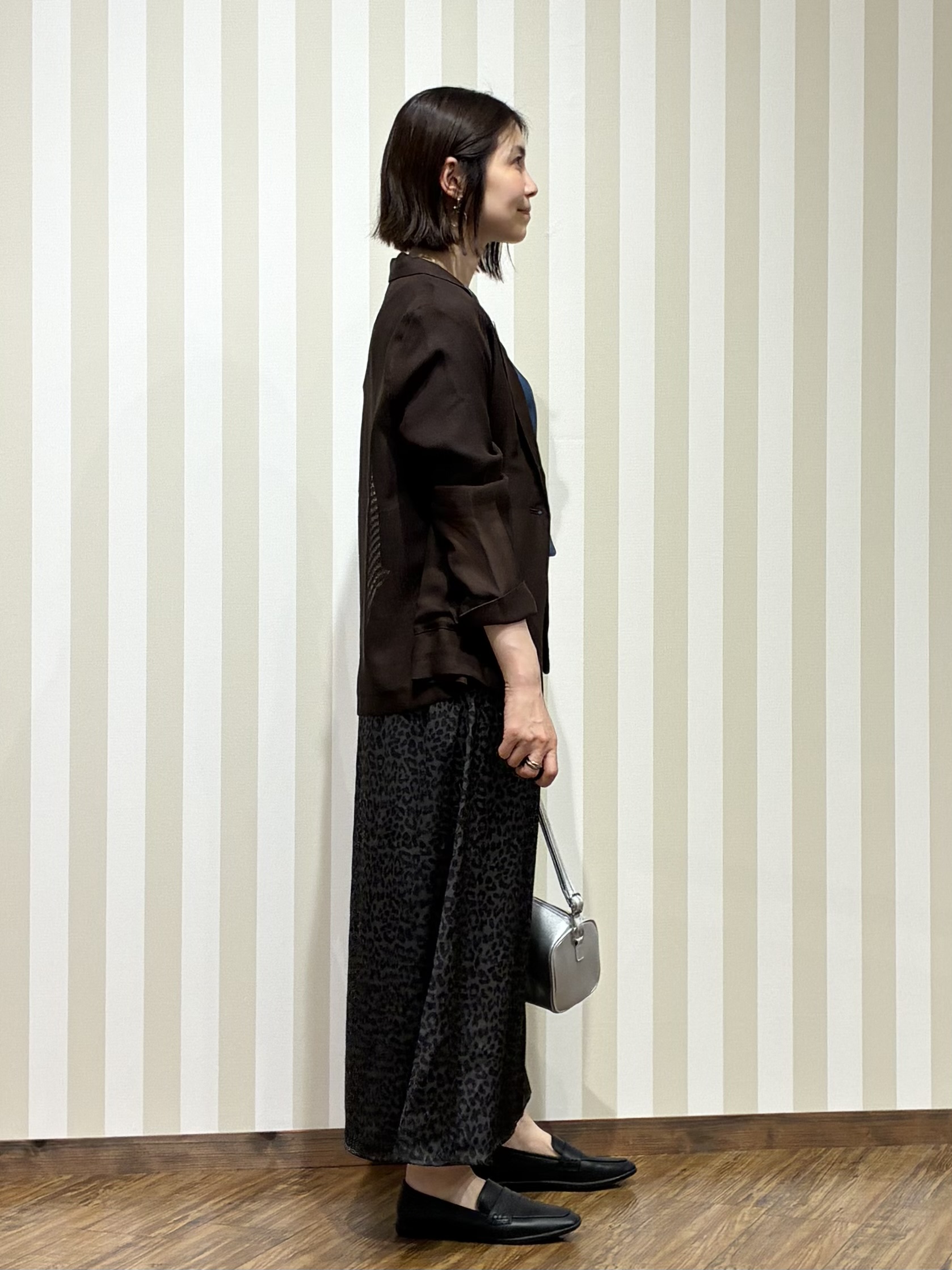 SAOさんの「SHOO･LA･RUE｜【通気性〇/セットアップ可/S-LL/洗濯機可】紫外線対策にも メッシュテーラードジャケット」を使ったコーディネート