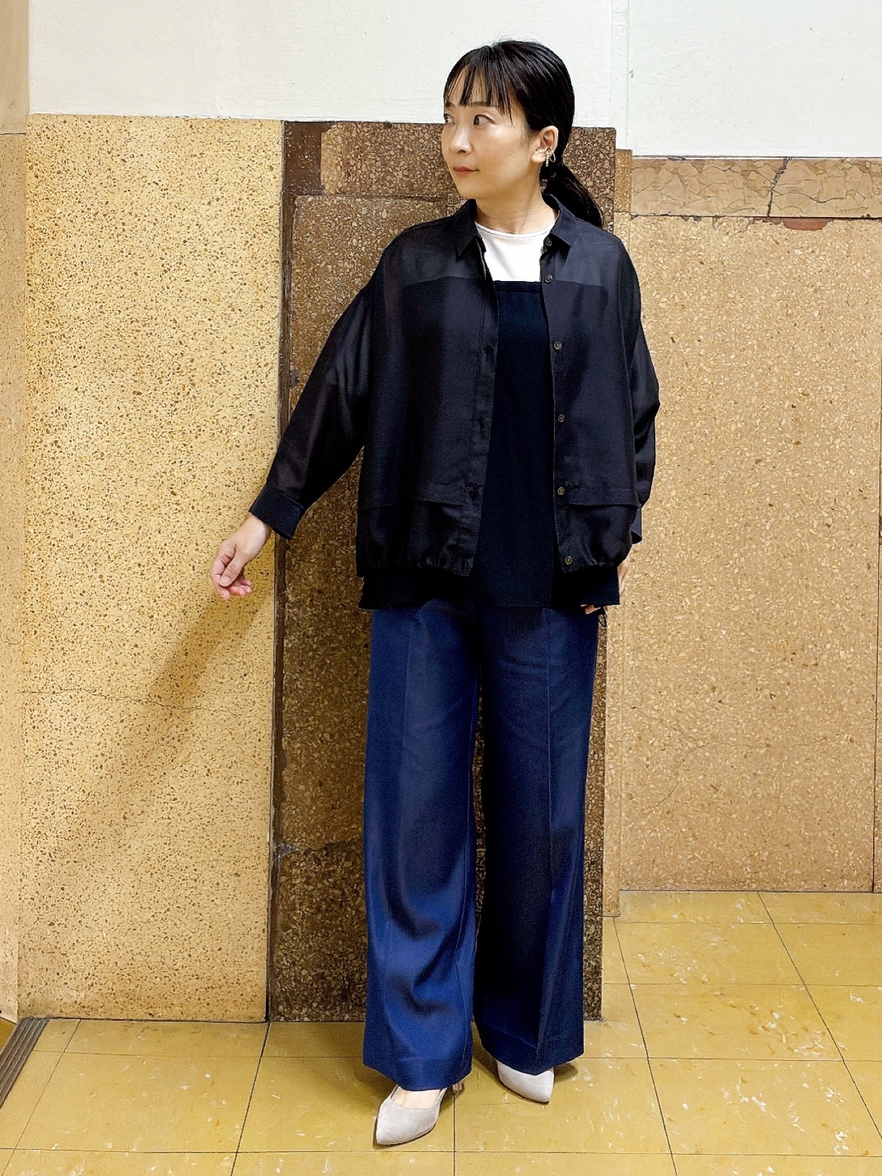 hattoriさんの「INDIVI｜【着る日傘／SETUP可能】ビスチェレイヤード風トップス」を使ったコーディネート